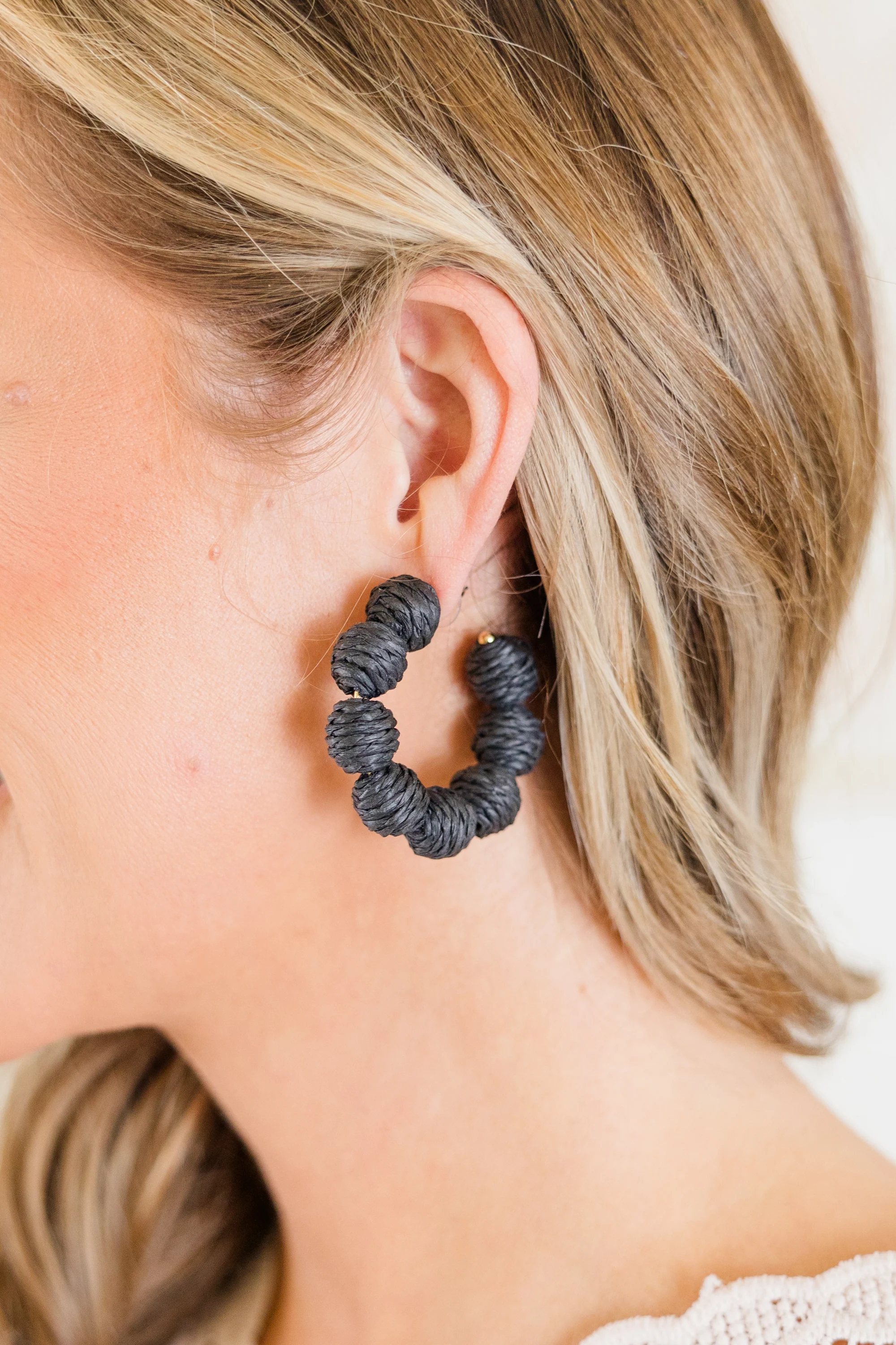 Home In The Tropics Earrings, Black - Weilaico
