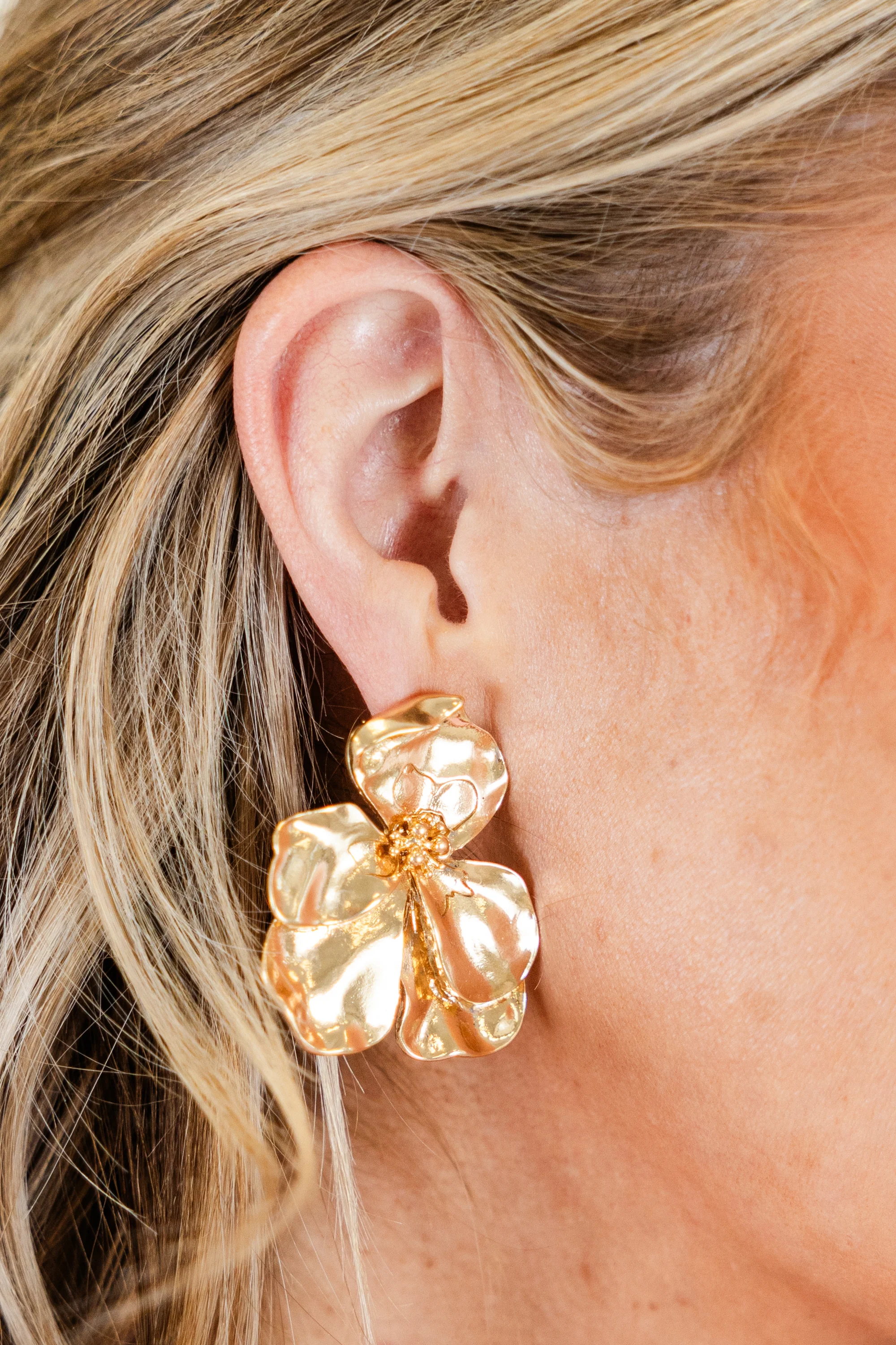 Timeless Flowers Earrings, Gold - Weilaico