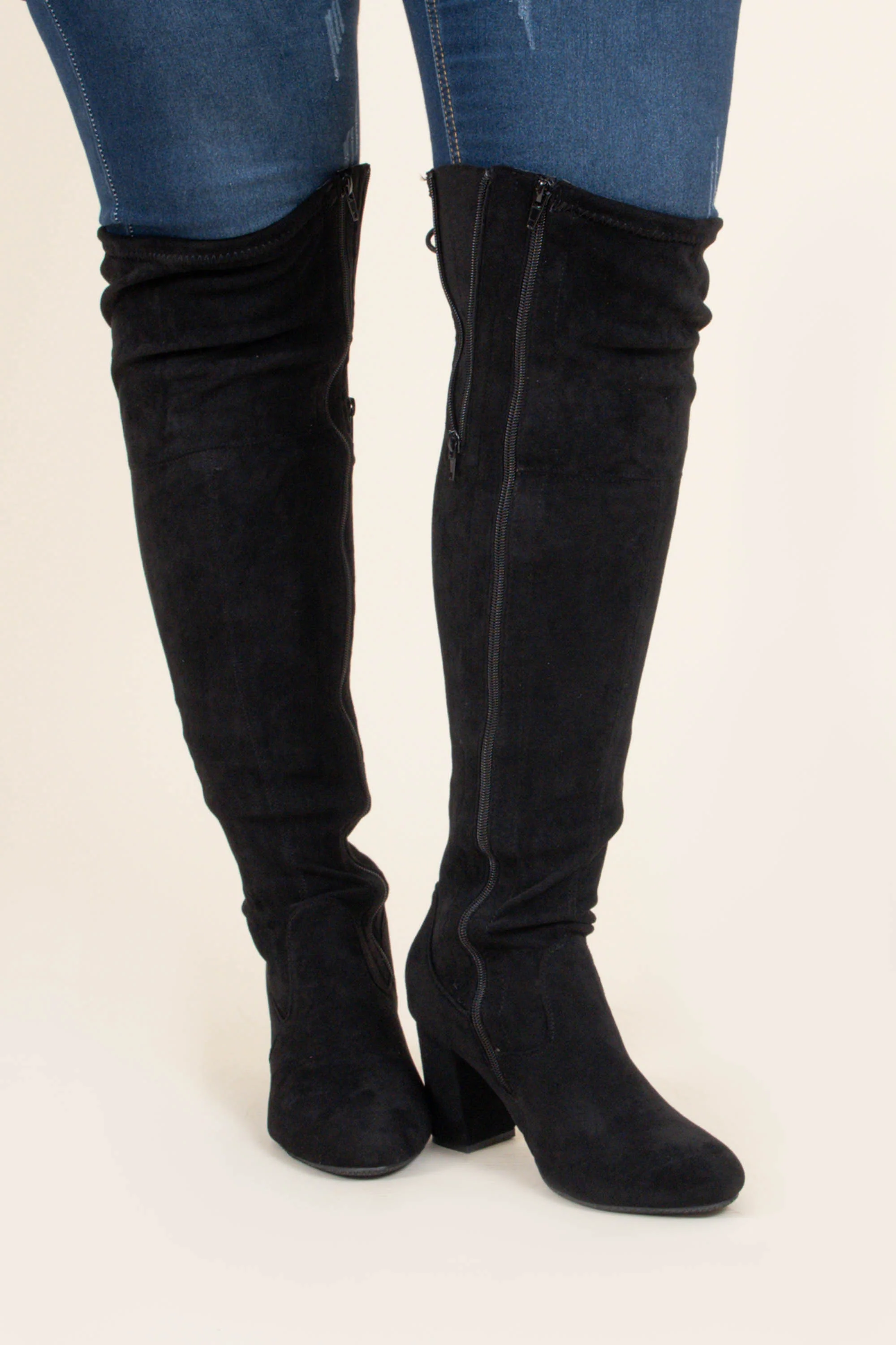 Slaying Suede Boots, Black - Weilaico