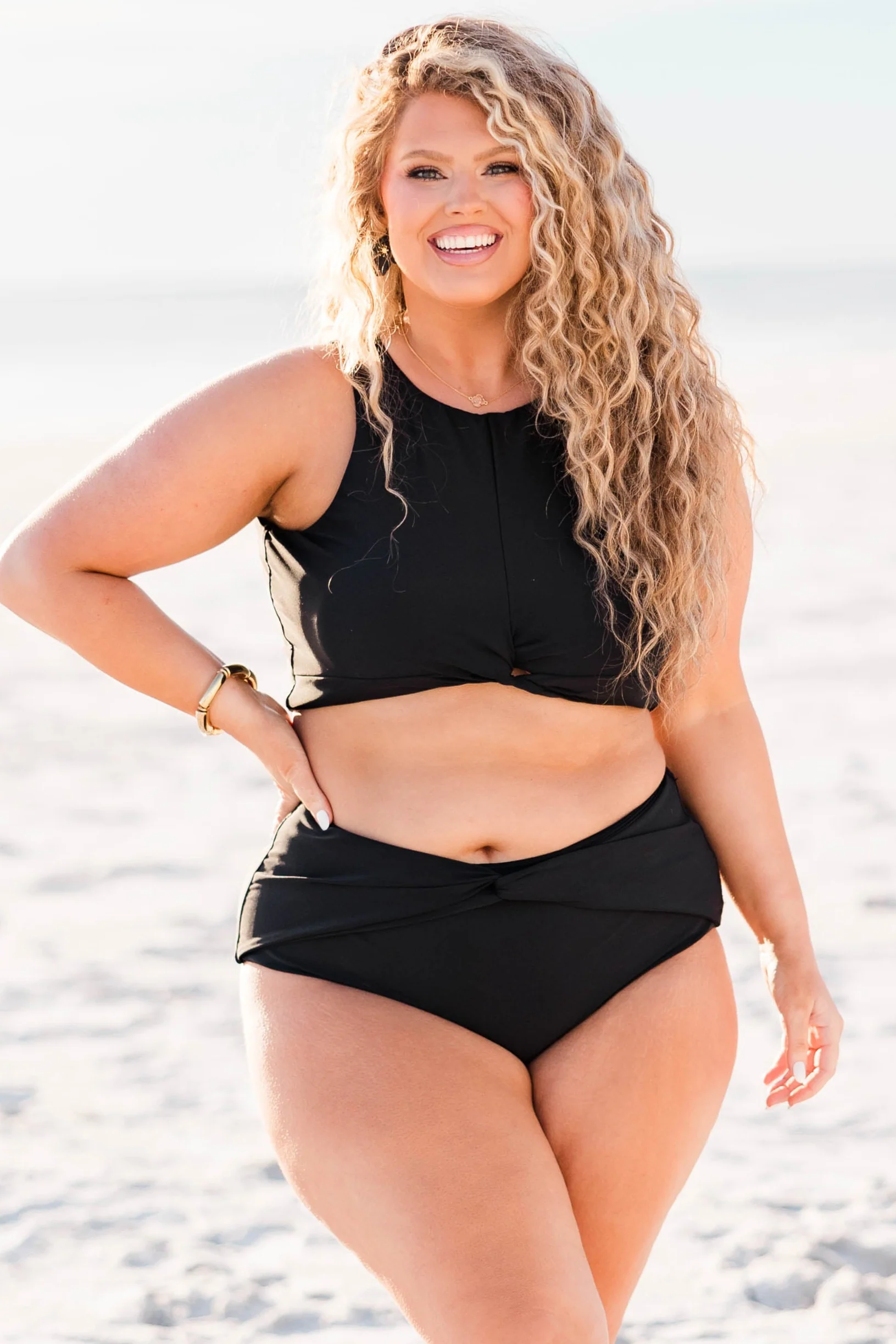 Swim With Me Swim Top, Black - Weilaico