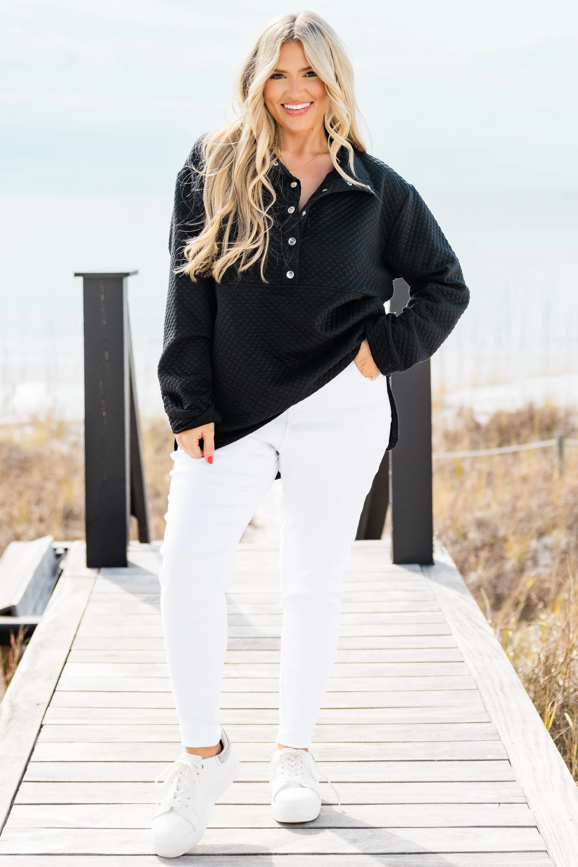 Snuggle Me Up Pullover, Black - Weilaico