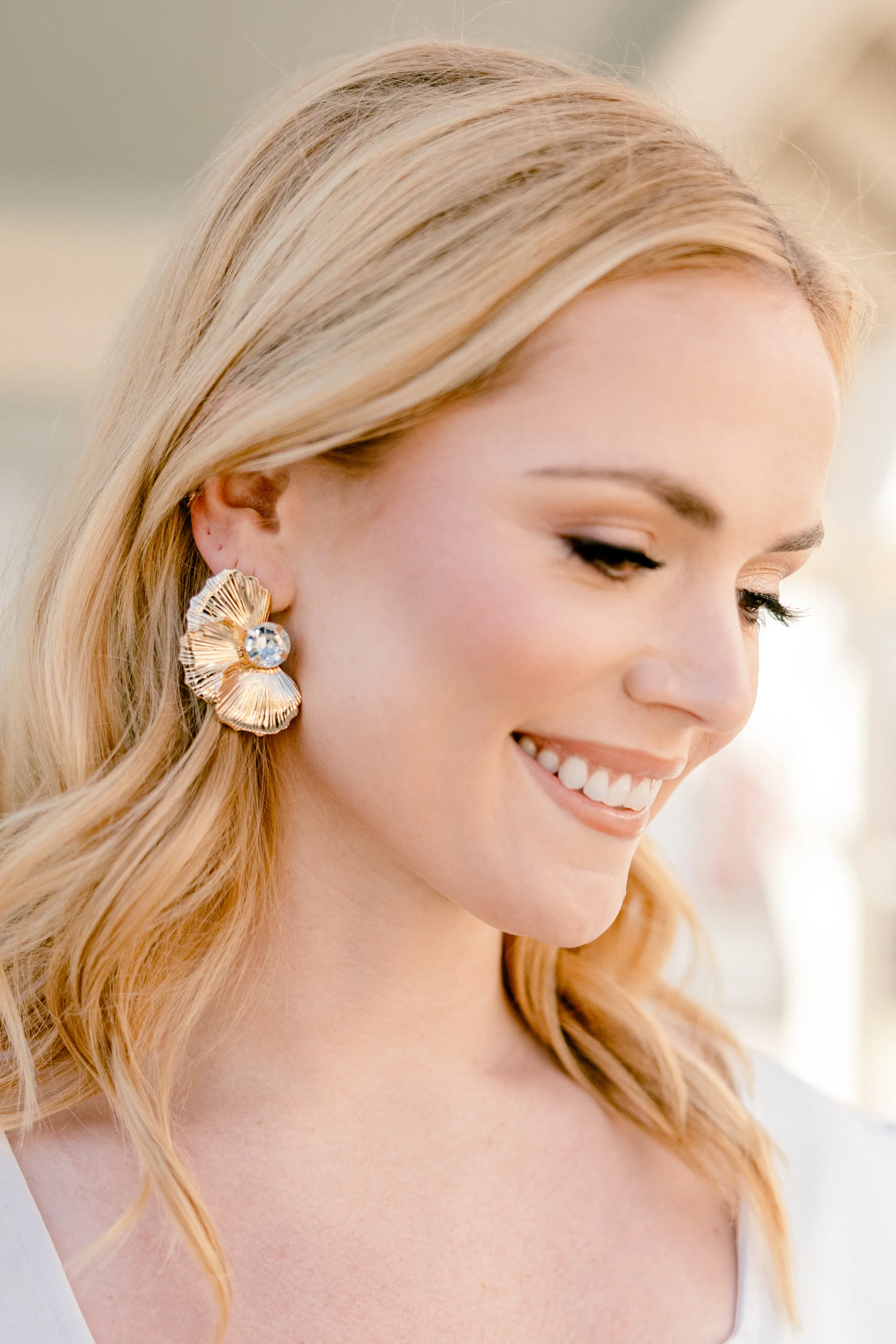 Everywhere With Me Earrings, Gold - Weilaico