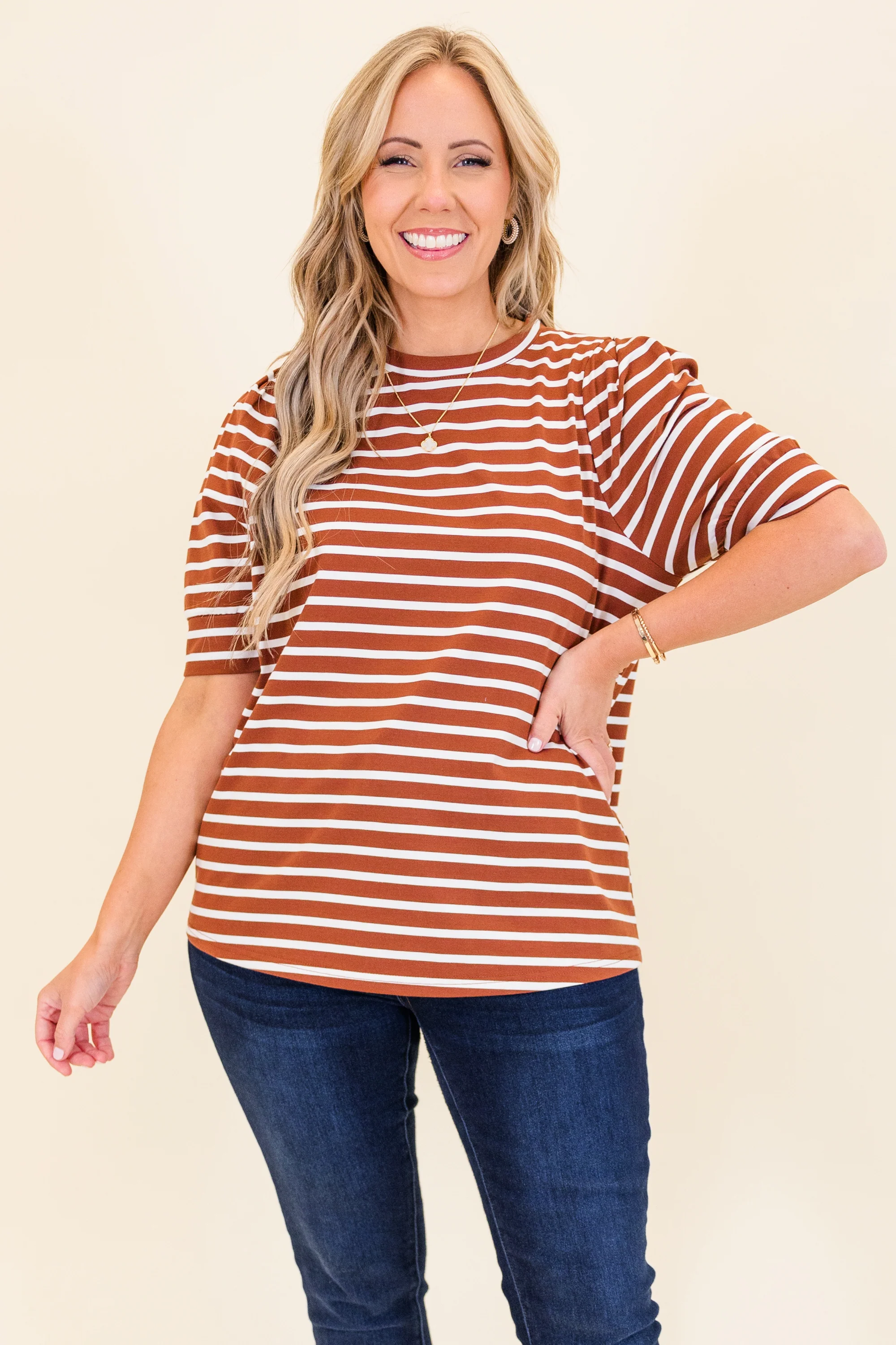 Signature Stripes Top, Burgundy-White - Weilaico