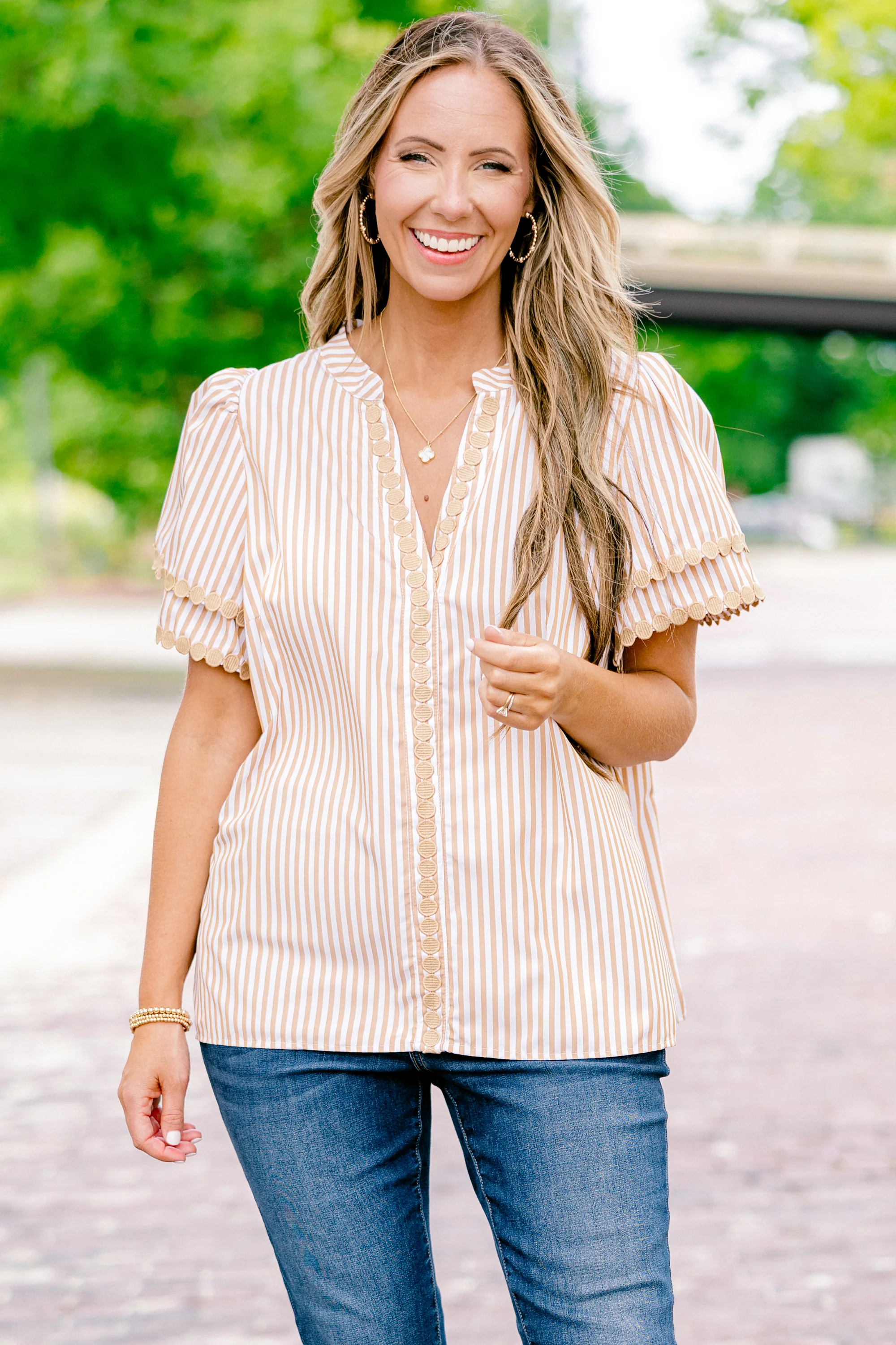 Treading Lightly Top, Brown - Weilaico