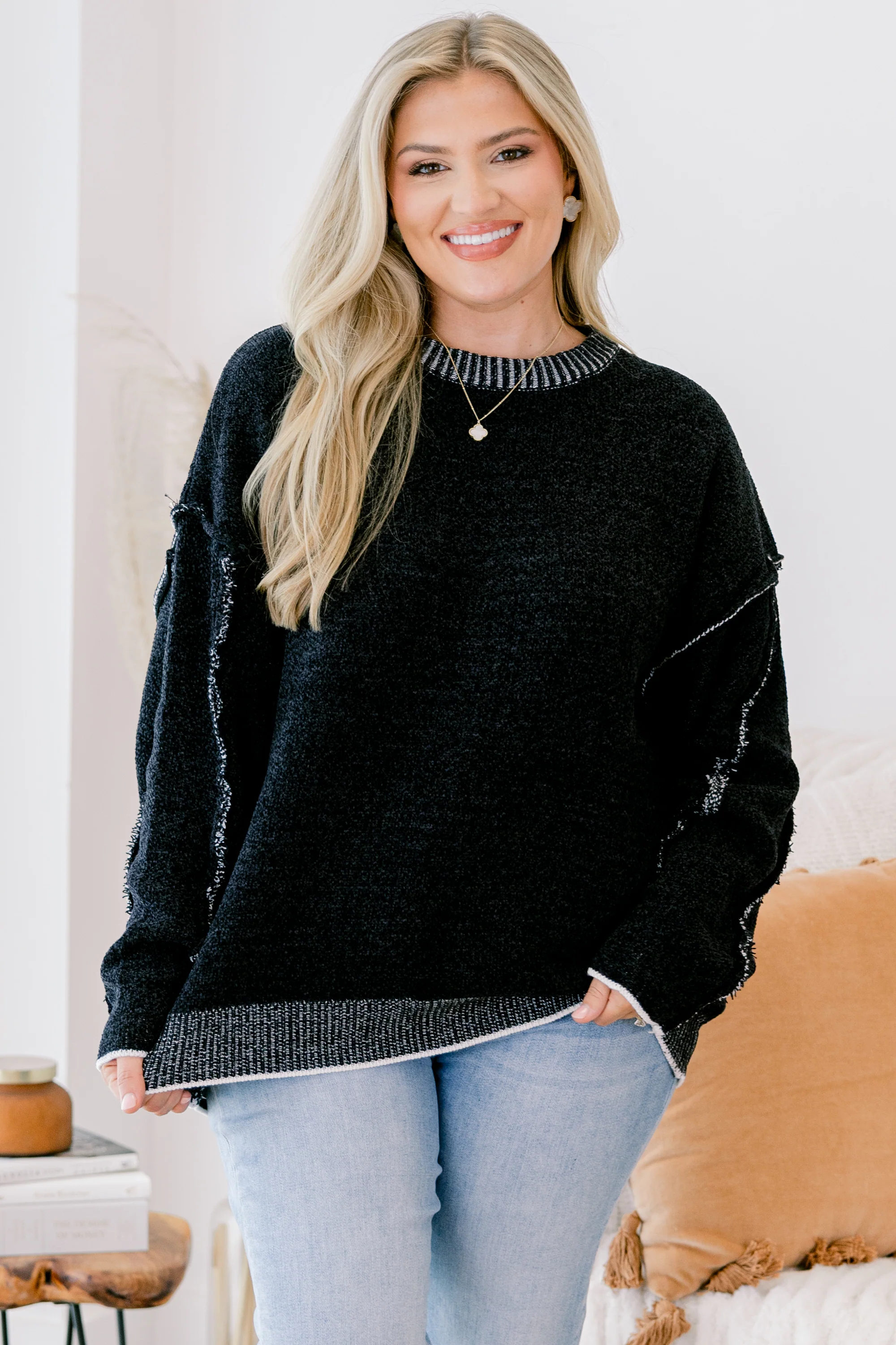 Life's a Dream Sweater, Black - Weilaico