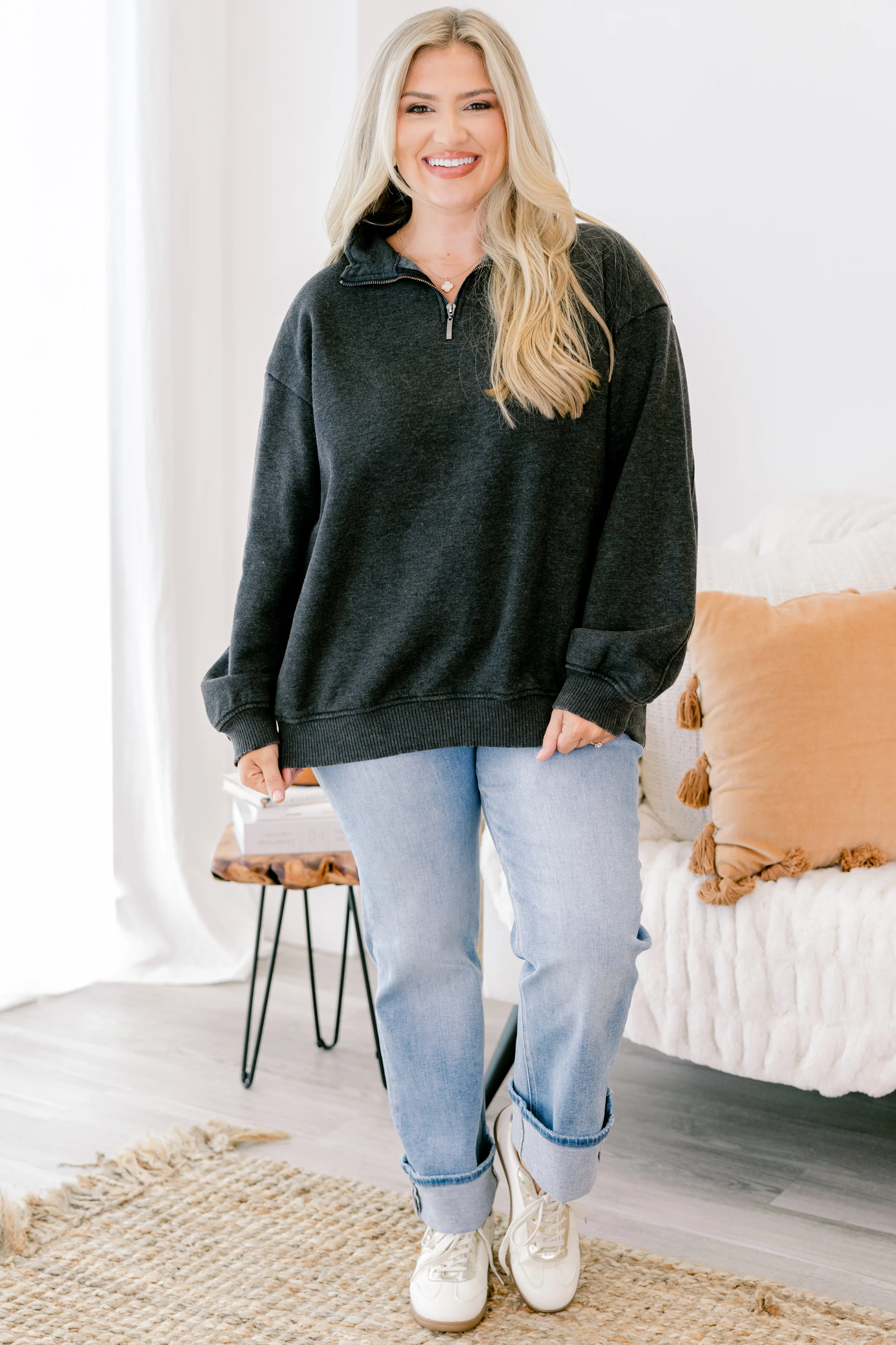 Time To Tell Pullover, Black - Weilaico