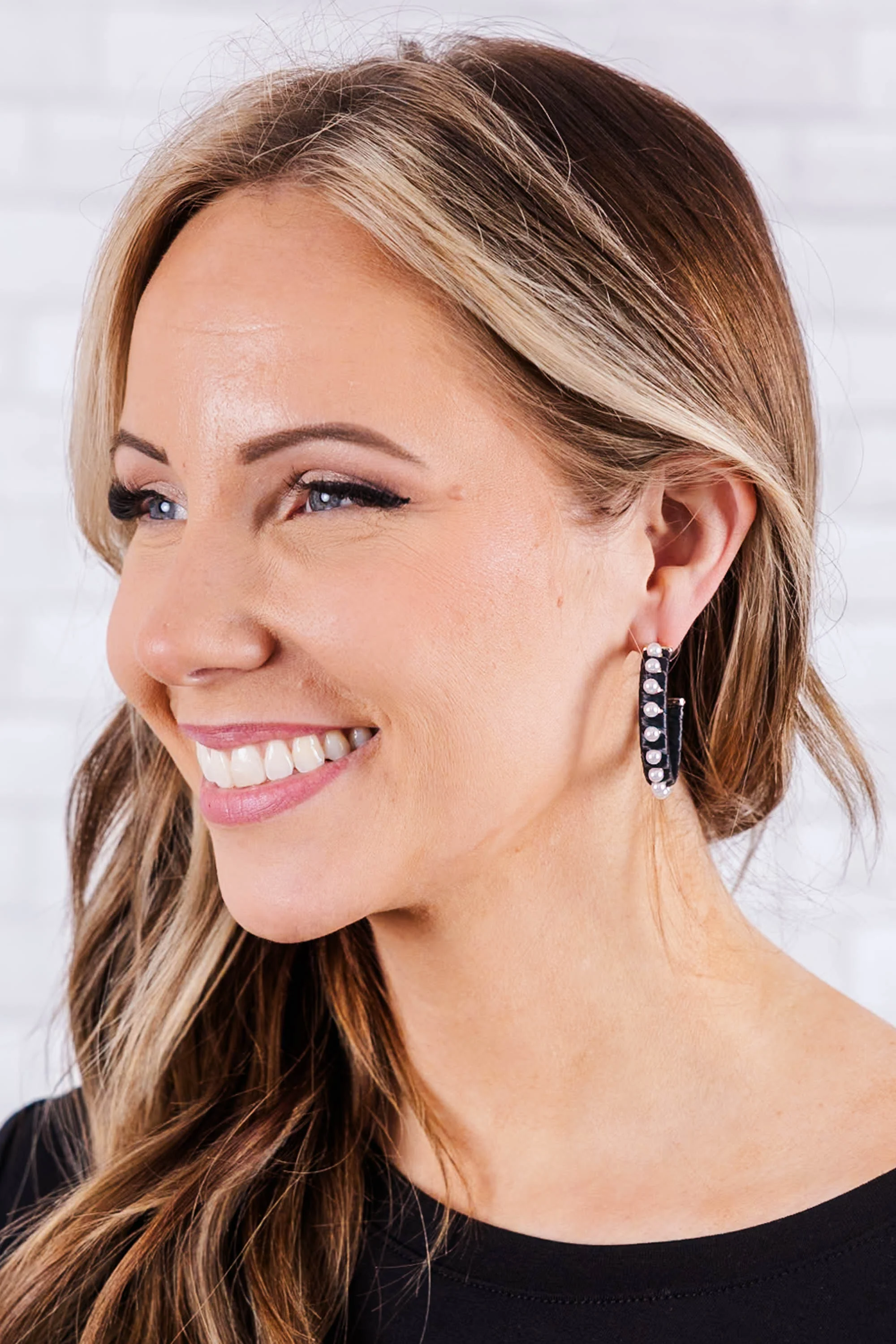 Too Much Gossip Earrings, Black - Weilaico