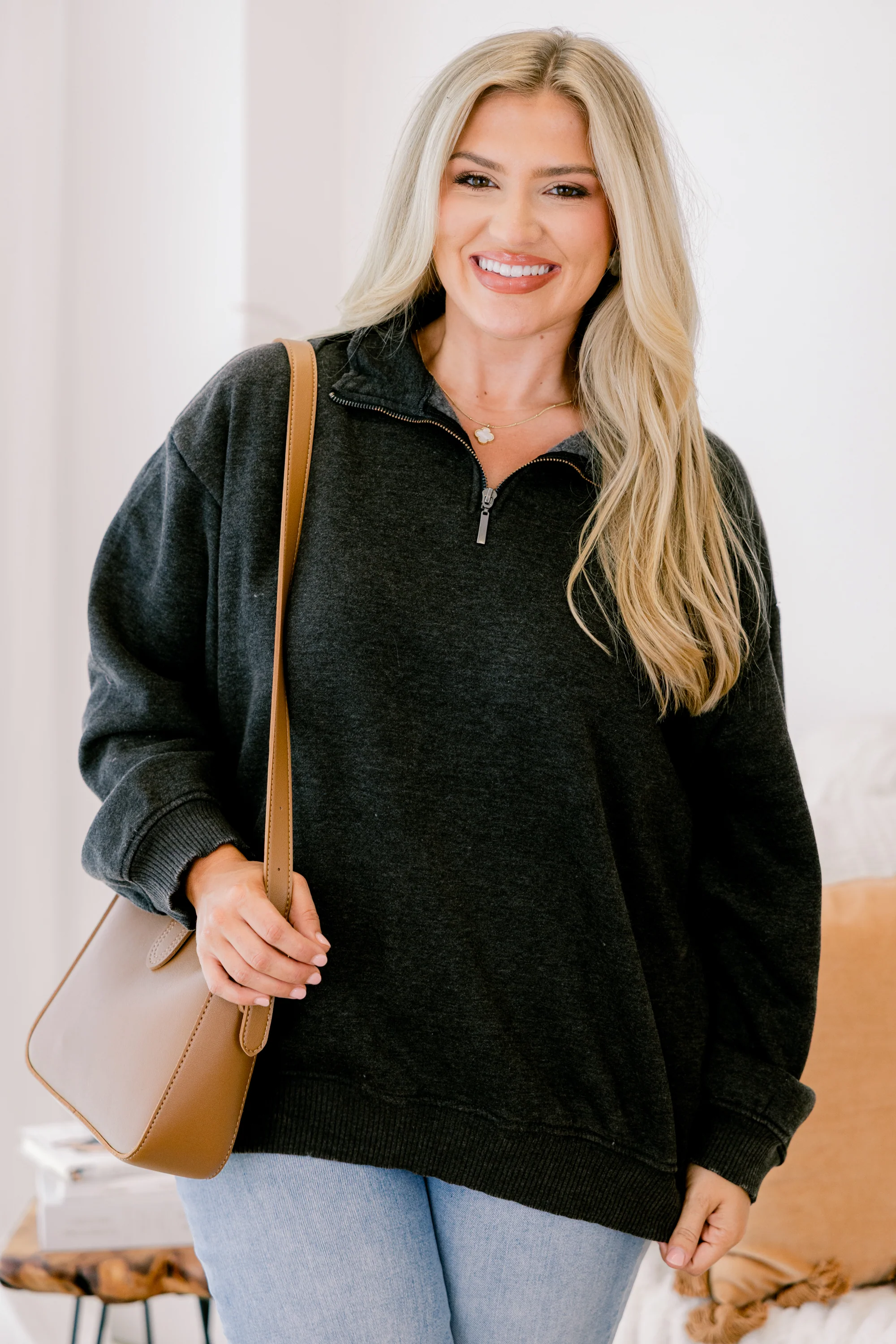 Time To Tell Pullover, Black - Weilaico