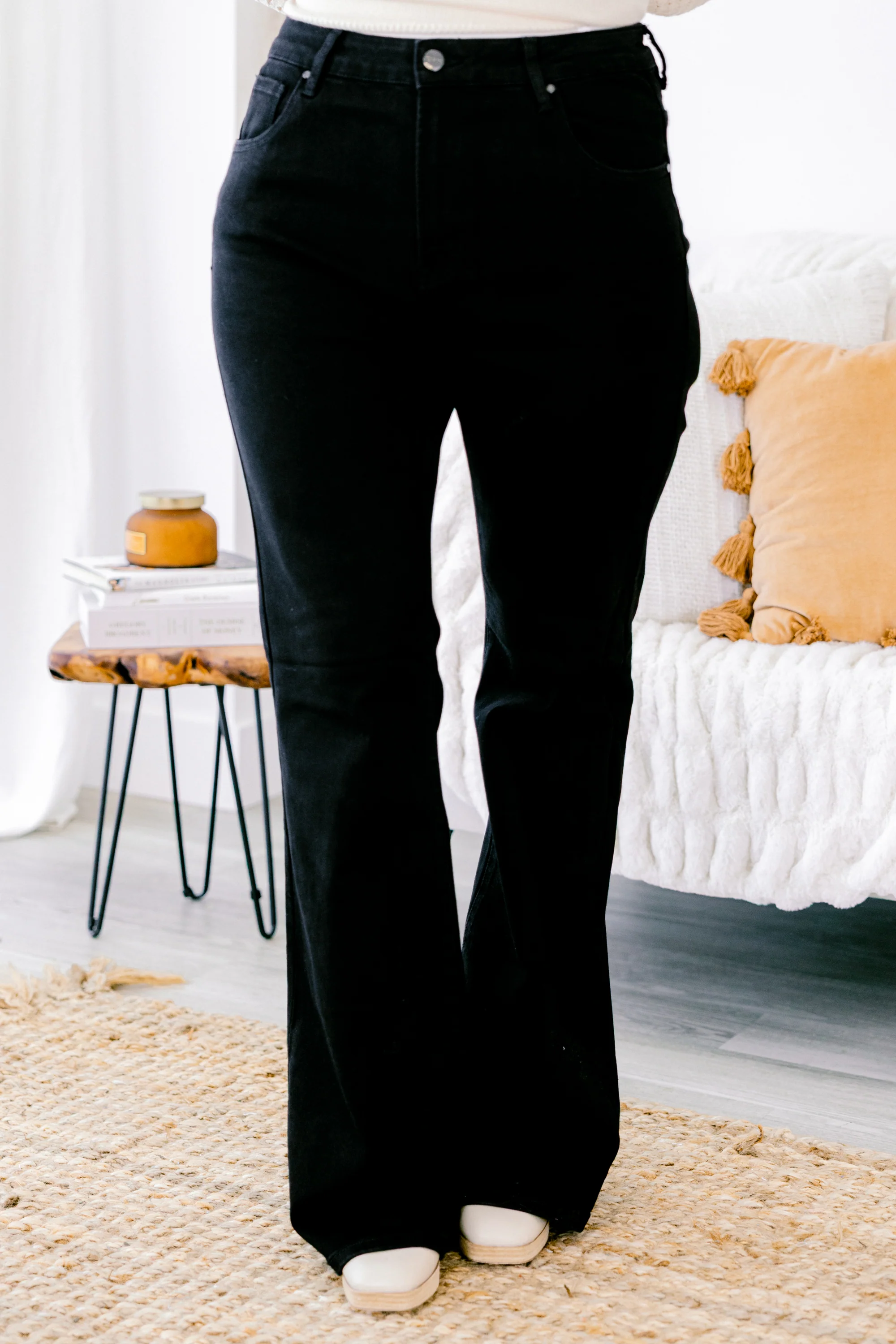 Believe In Us Flare Jeans, Black - Weilaico