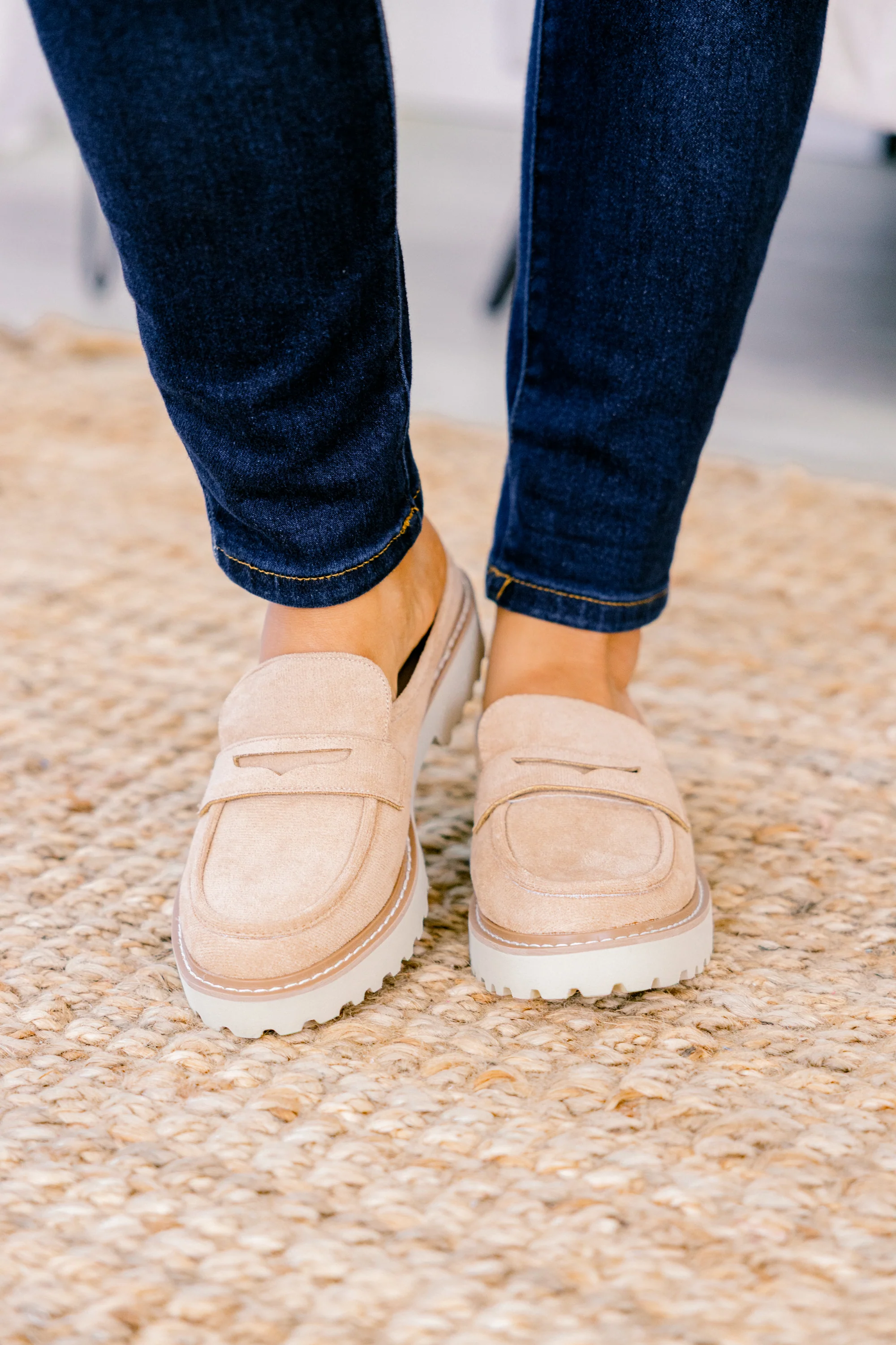 Back To Us Loafers, Taupe - Weilaico