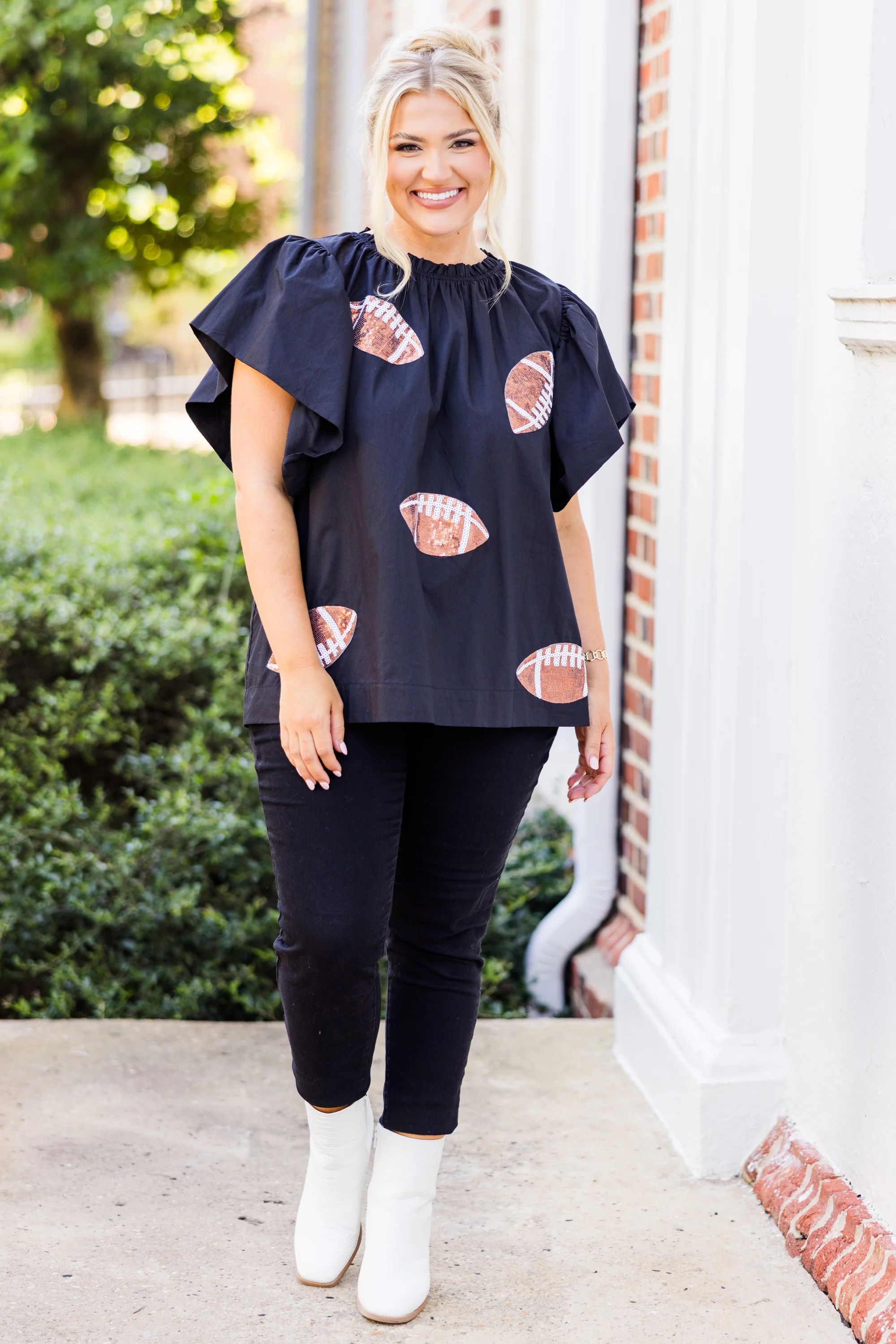 Here For Halftime Top, Black - Weilaico