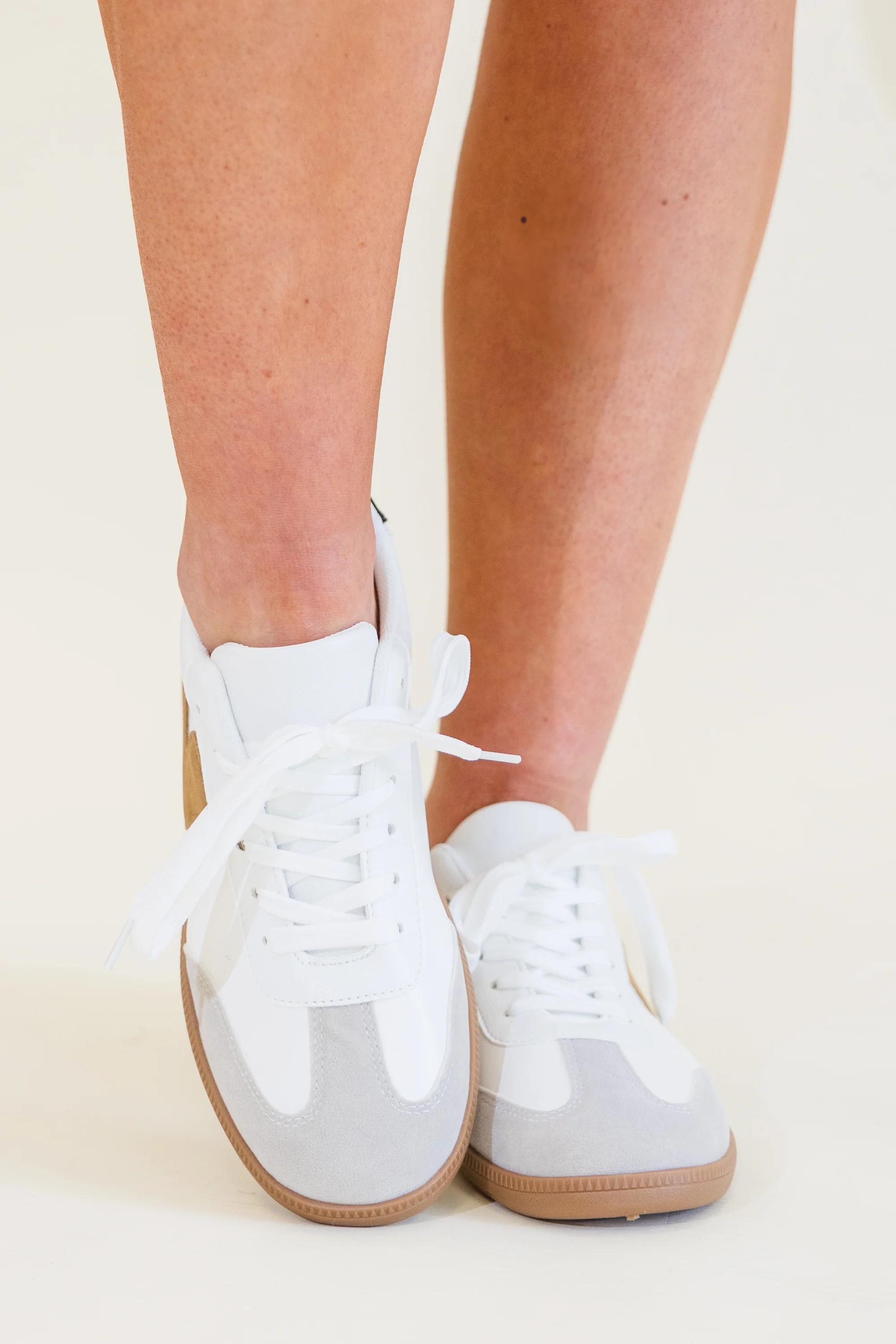 Meet Me In August Sneakers, White - Weilaico