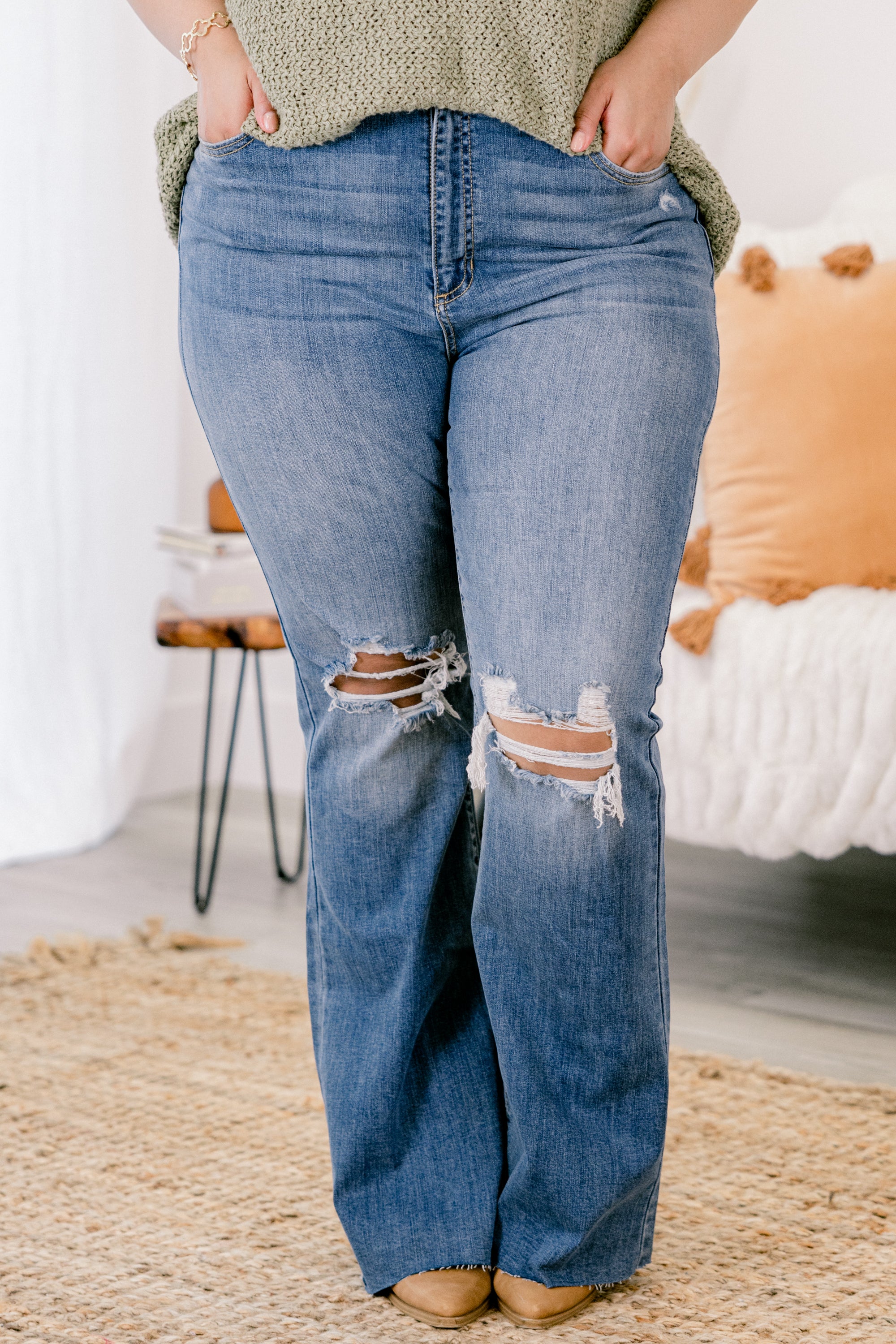 Spin The Block Jeans, Dark Wash - Weilaico