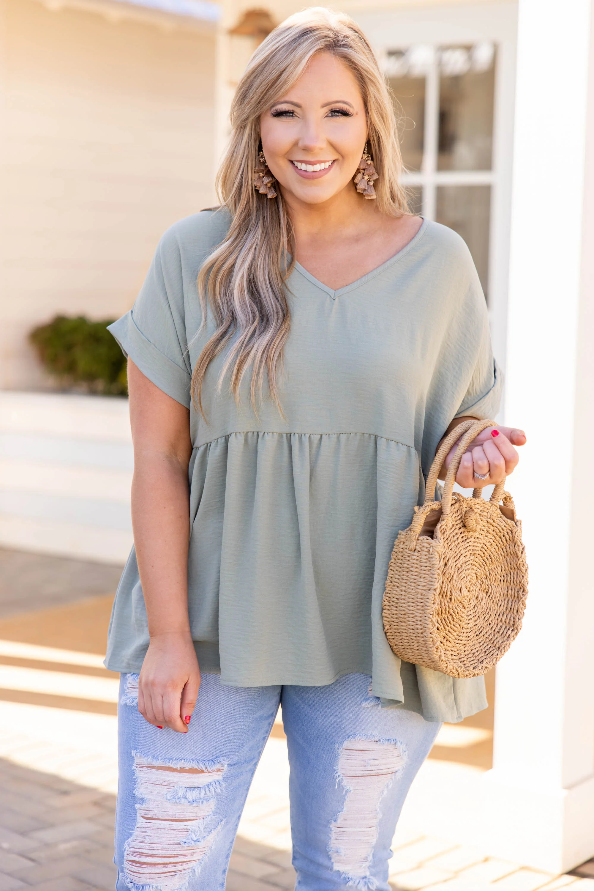 Wide Eyed Gaze Top, Sage - Weilaico