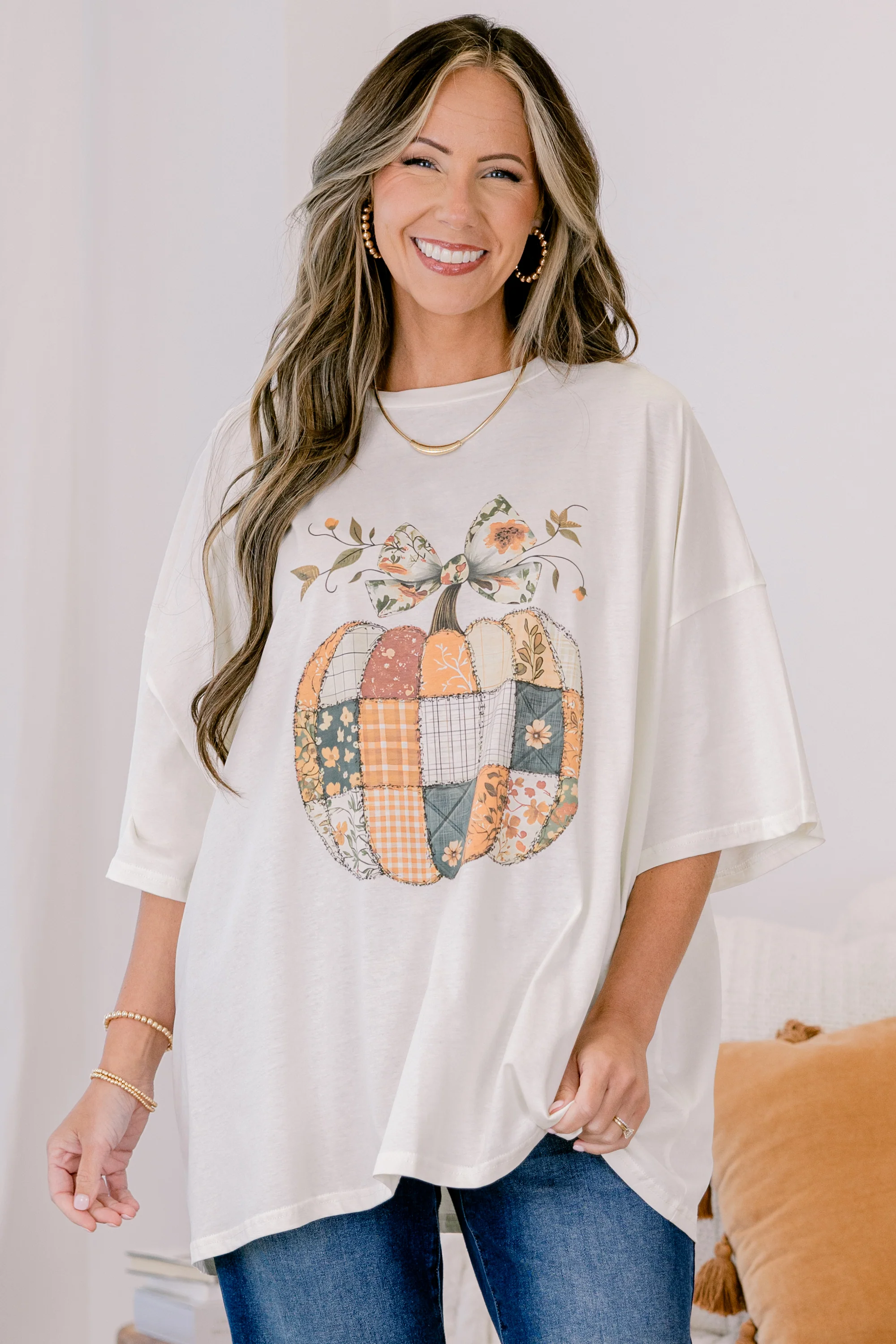 Patches of Pumpkins Boyfriend Tee, Ivory - Weilaico