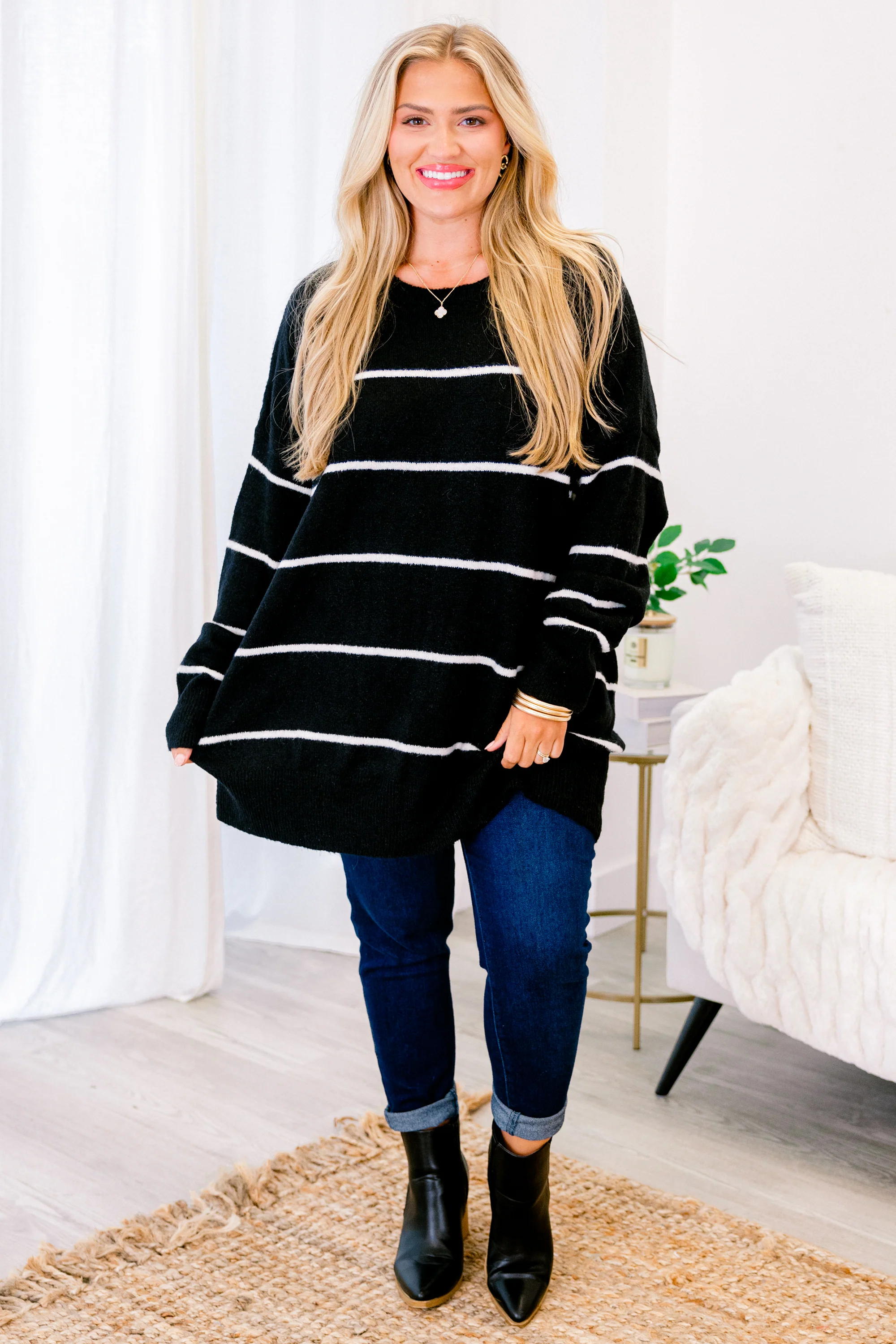 Slumber Party Sweater, Black-Cream - Weilaico