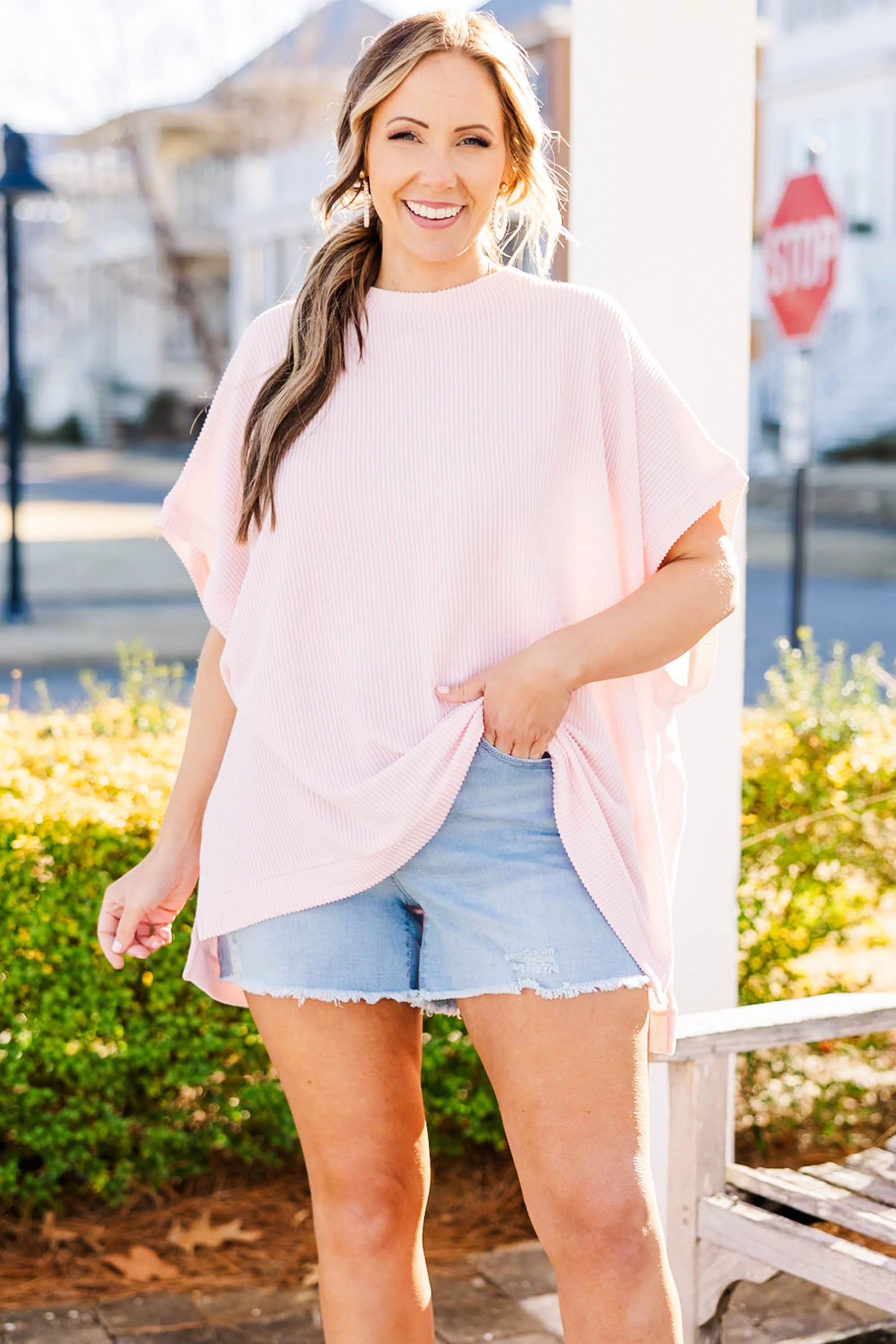 Tell Me Something Good Shorts, Light Wash - Weilaico