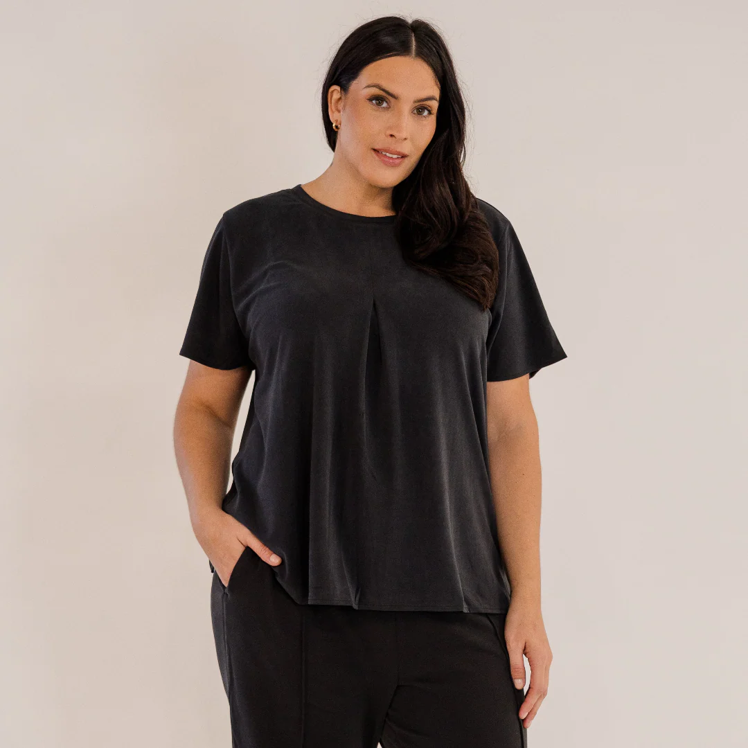 Soho Front Pleat Top, Black - Weilaico