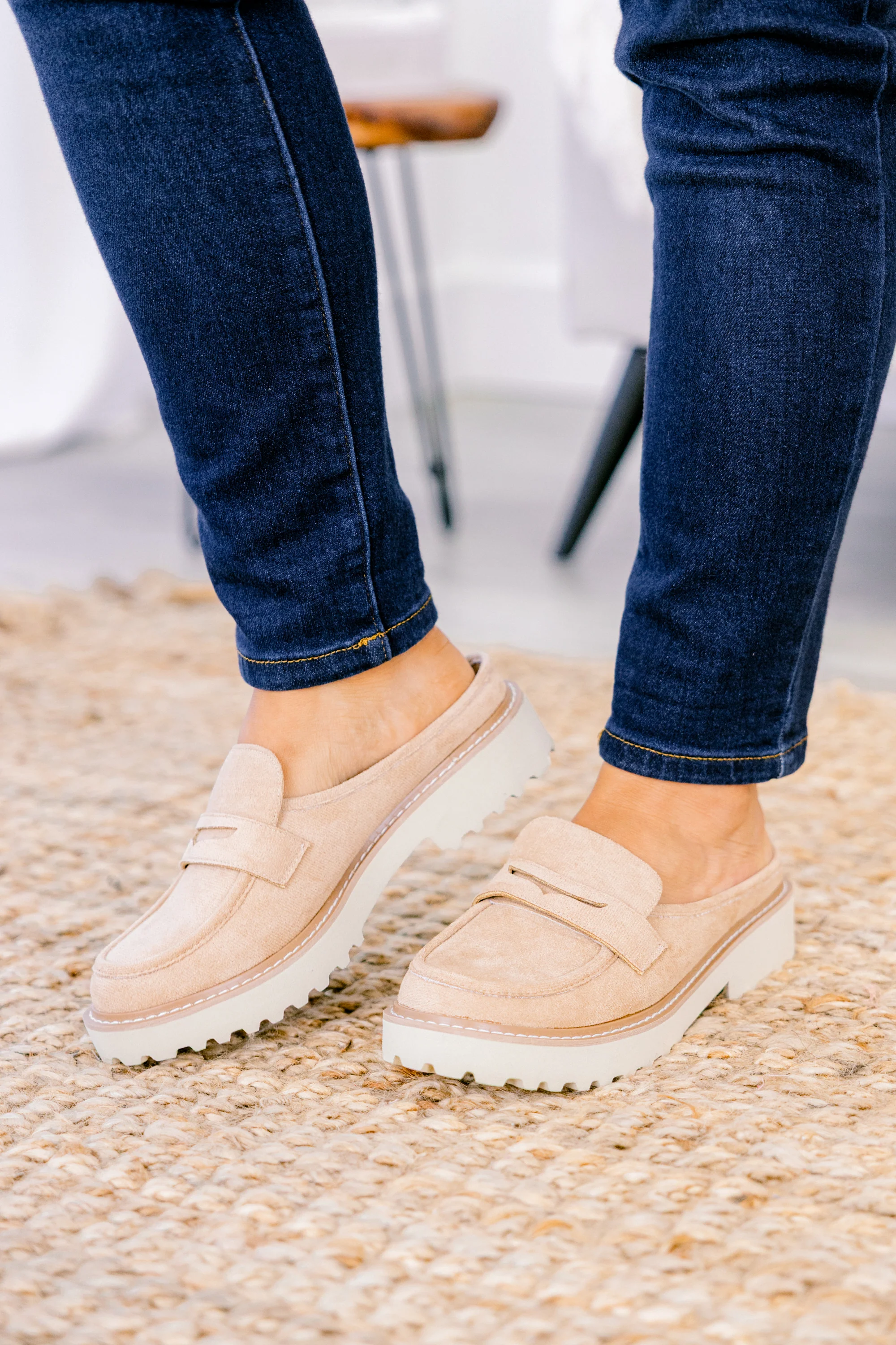 Back To Us Loafers, Taupe - Weilaico