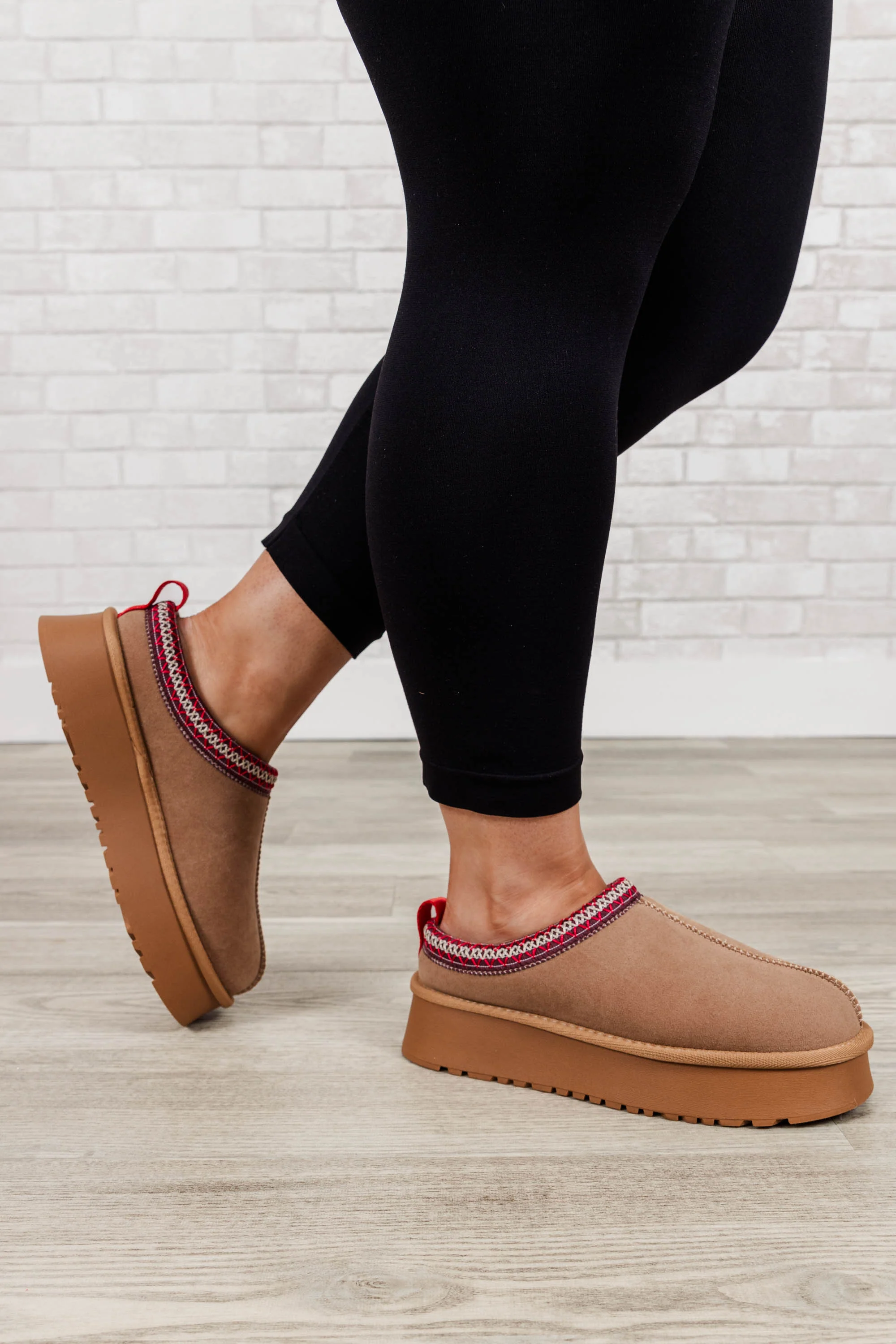 Can We Chill Slipper, Camel - Weilaico