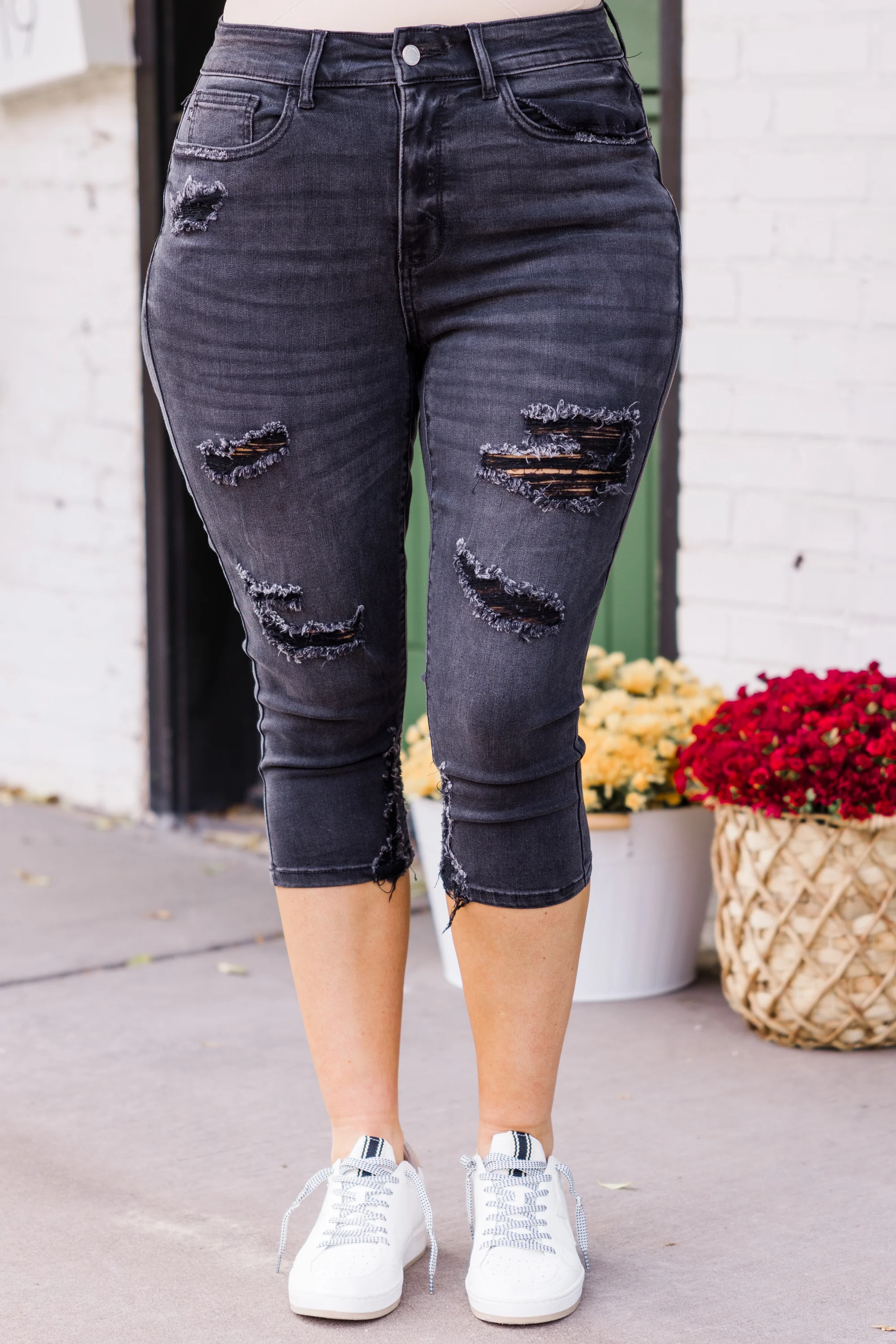 Judy Blue: Do You Ever Capris, Black - Weilaico