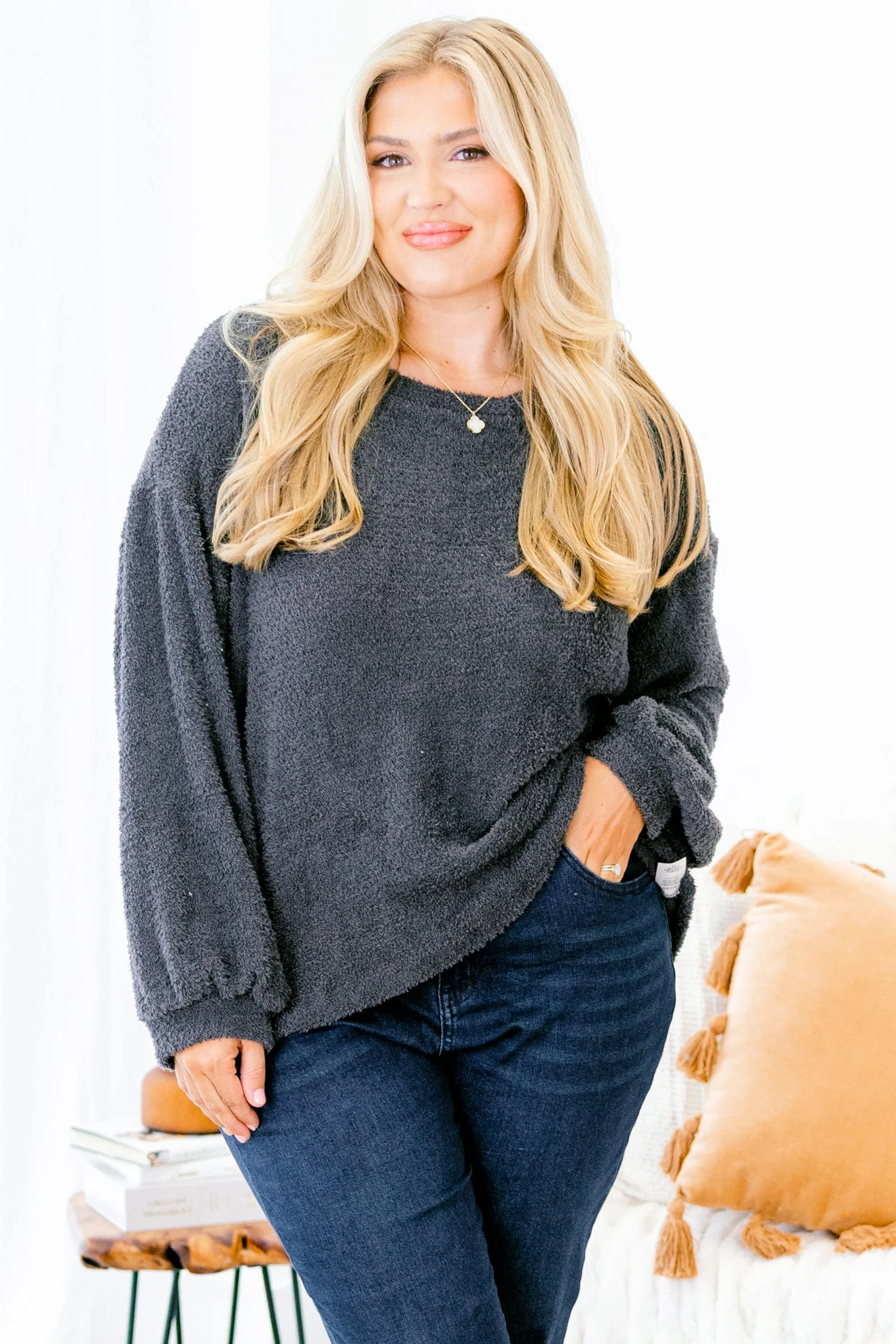 So Deserving Top, Charcoal - Weilaico