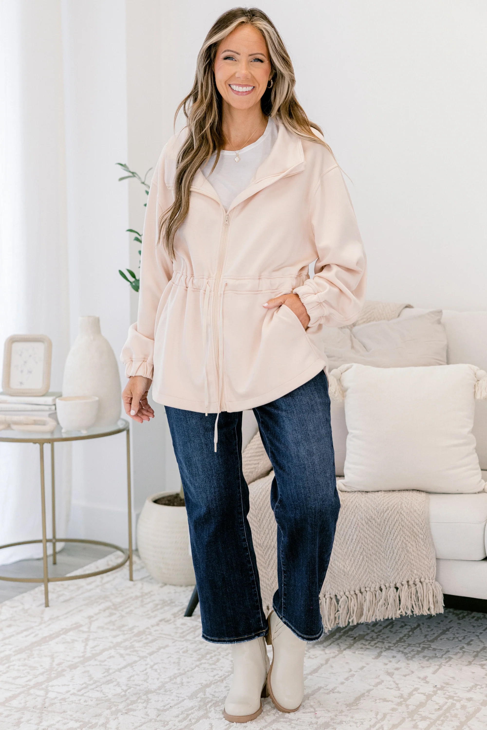 Step Up Jacket, Ivory - Weilaico