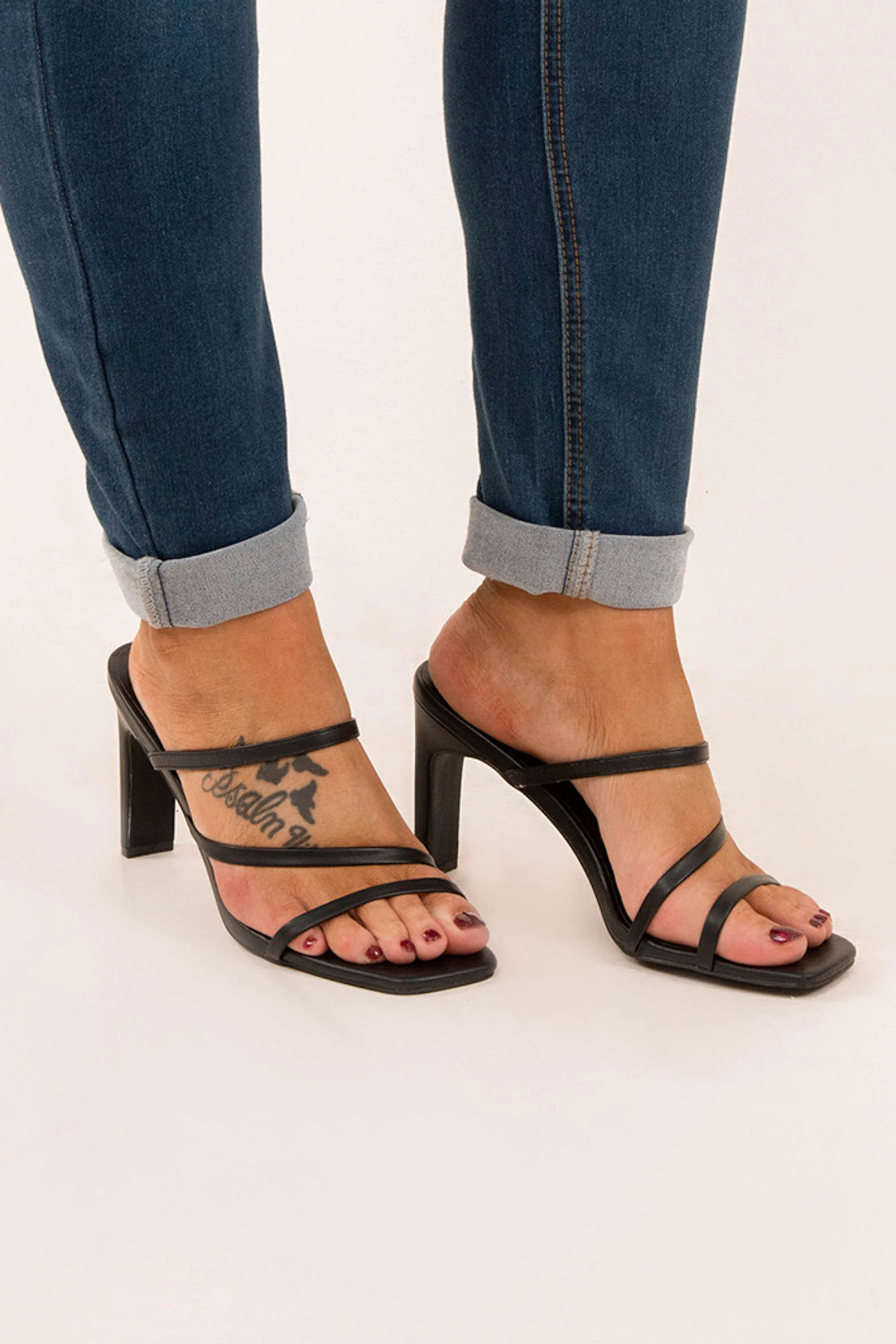 It's My Moment Heels, Black - Weilaico