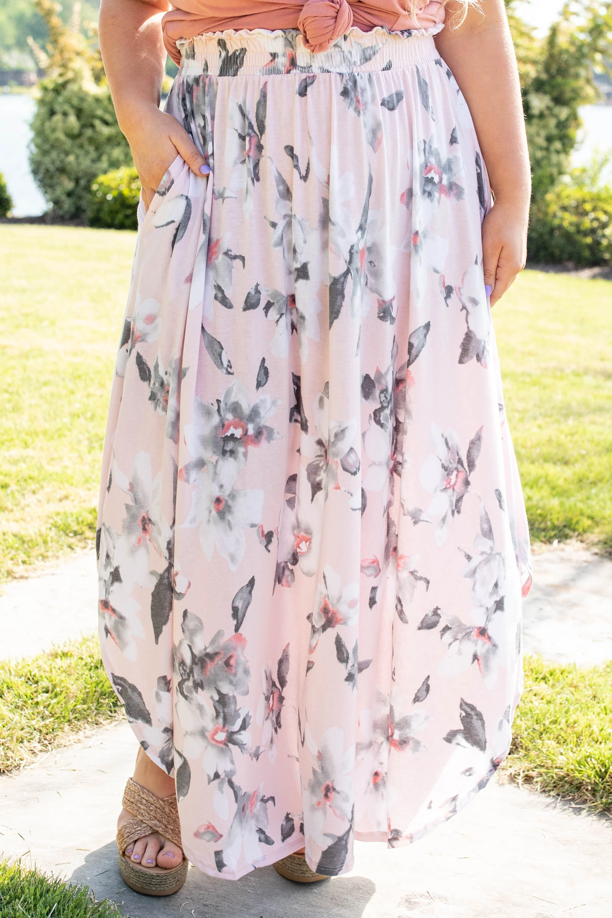 Along The Bay Maxi Skirt, Blush - Weilaico