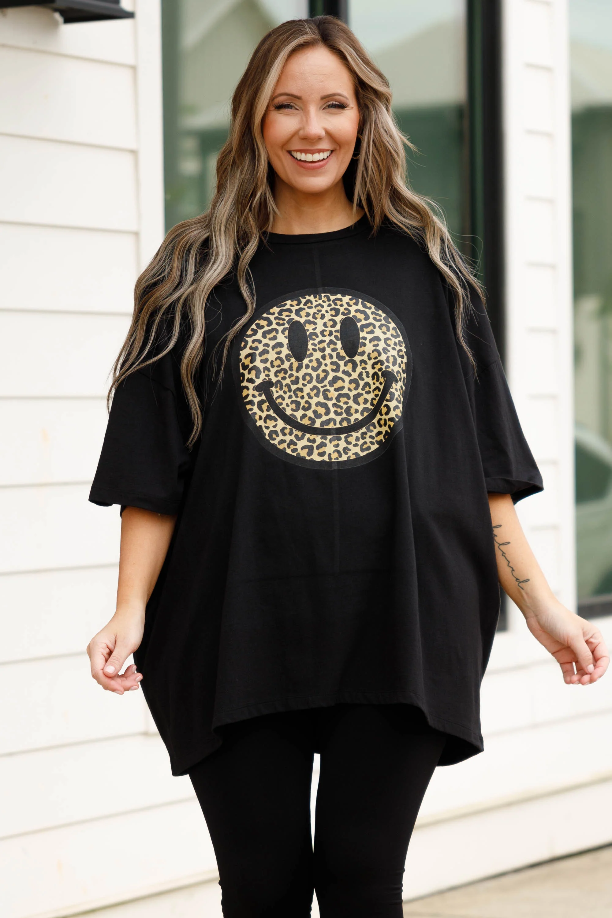 Smiley Face Boyfriend Tee, Black - Weilaico