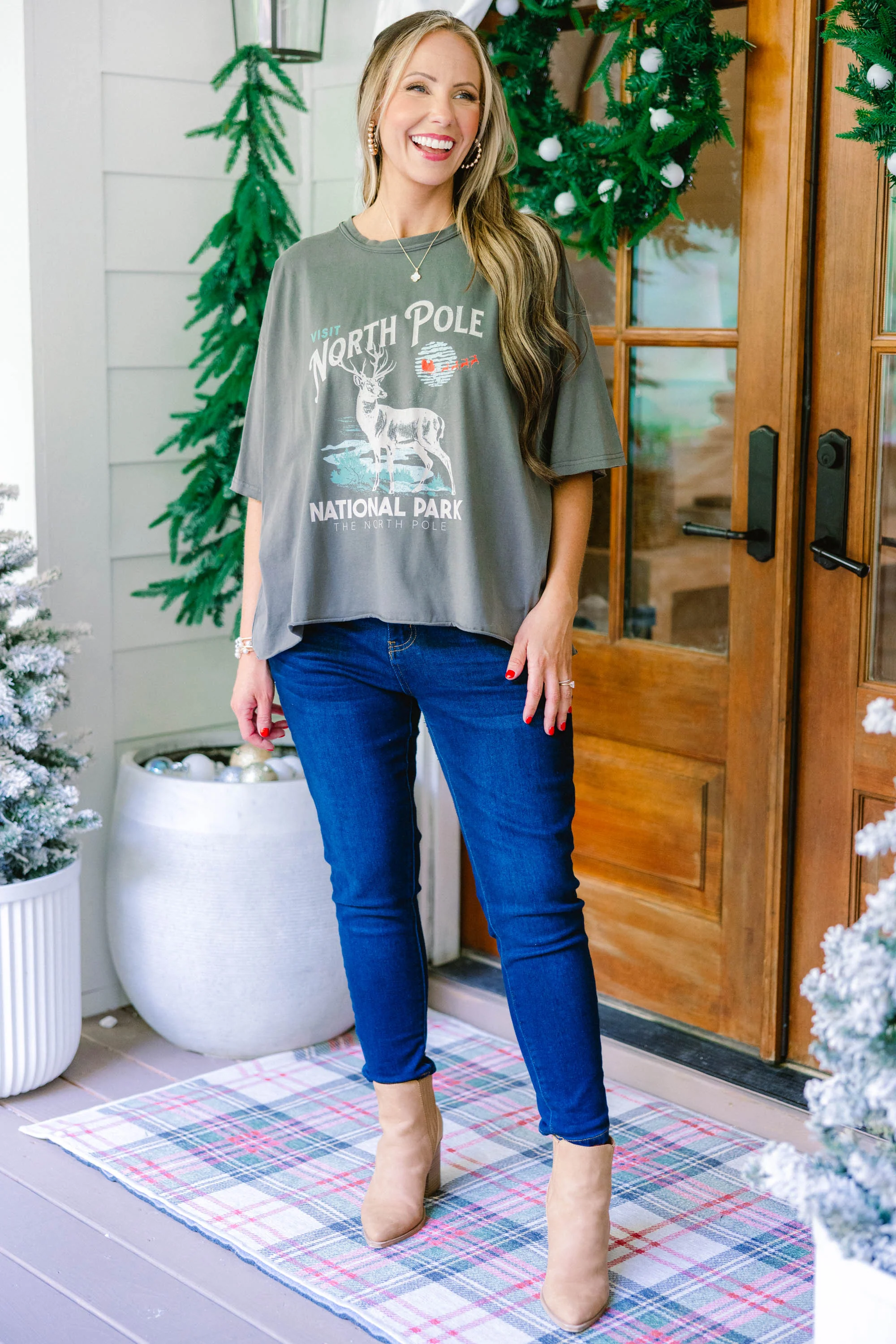 North Pole National Park Vintage Wash Tee, Charcoal - Weilaico