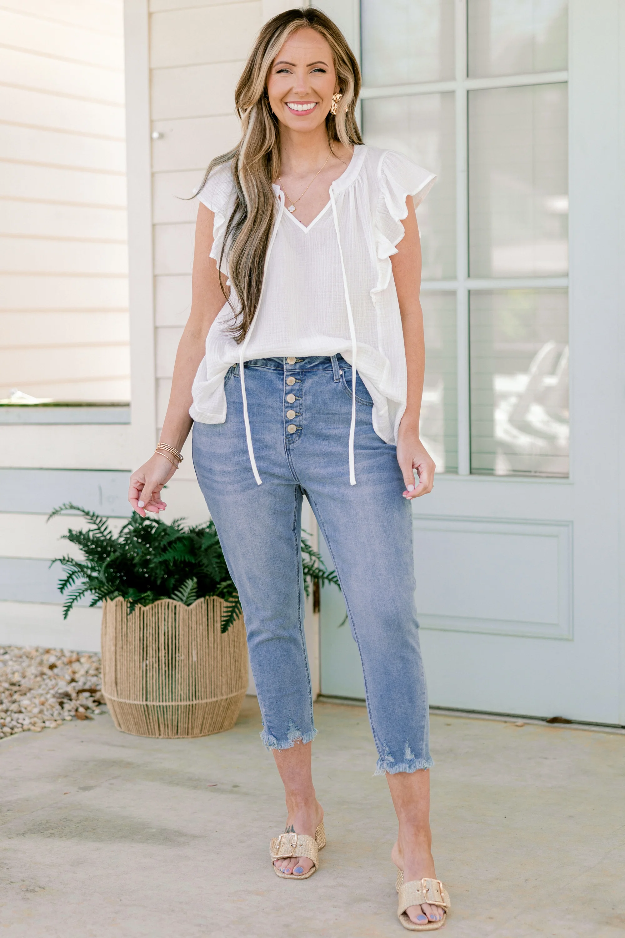 Better Than Ever Capris, Light Wash - Weilaico