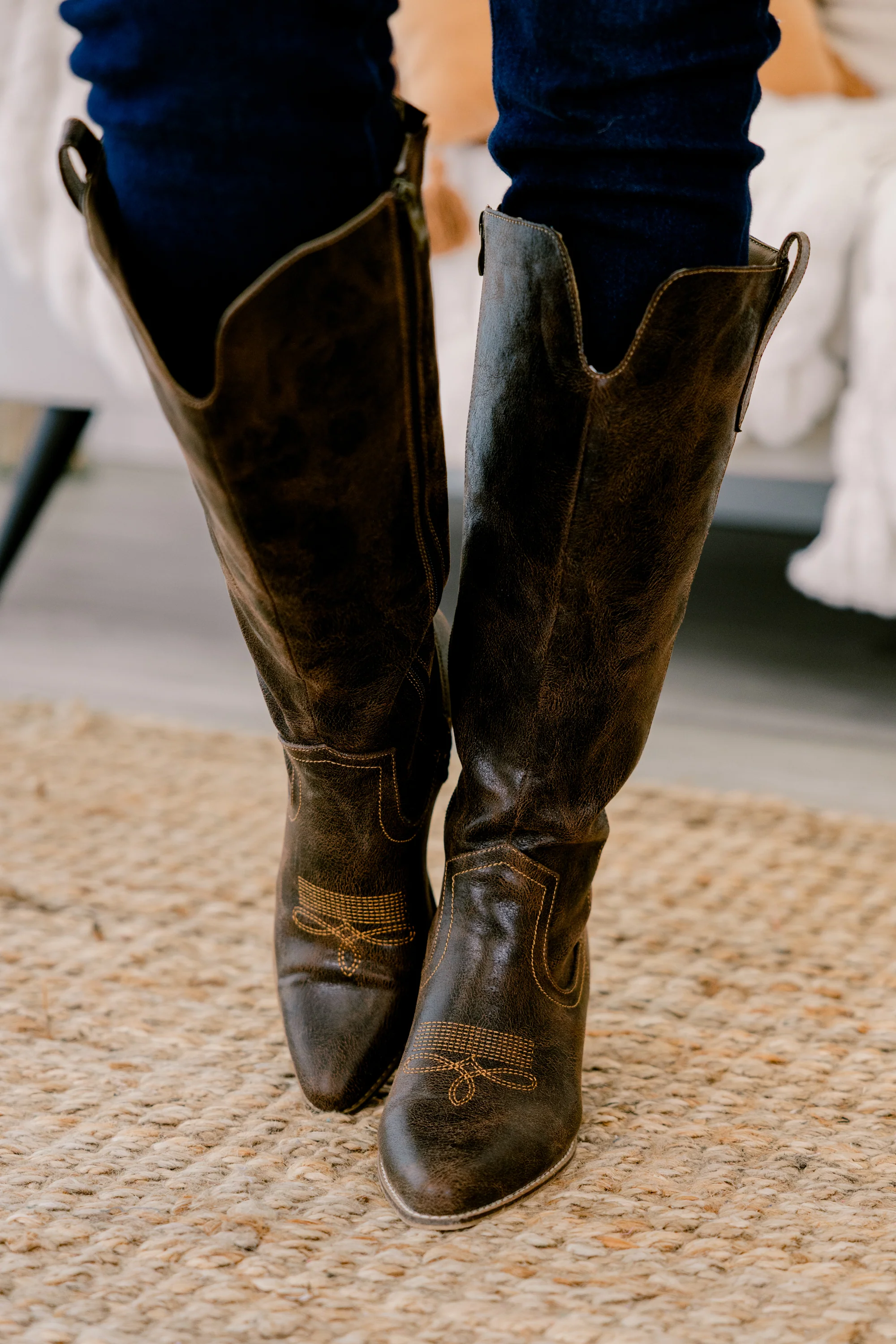 Corky's: Dusty Rose Trail Boots, Espresso - Weilaico