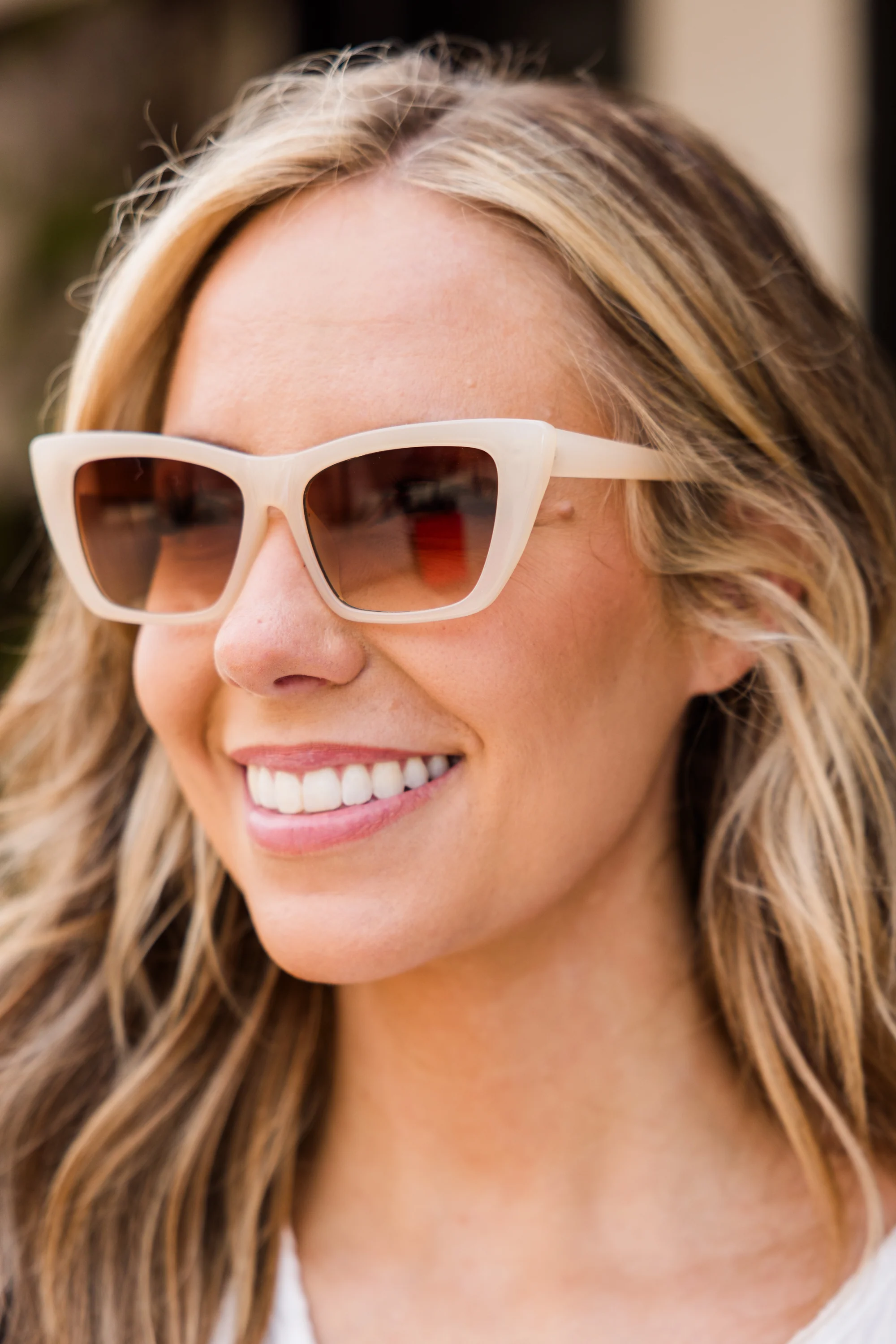 Can't Outshine Me Sunglasses, Cream - Weilaico