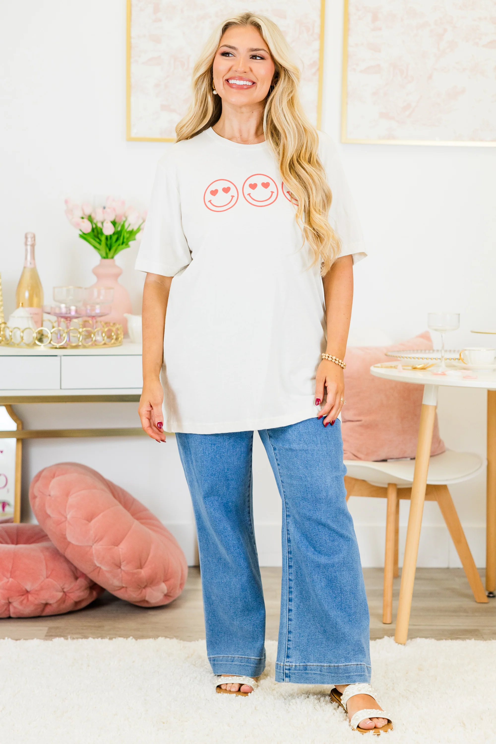Love Struck Smile Tee, Vintage White - Weilaico