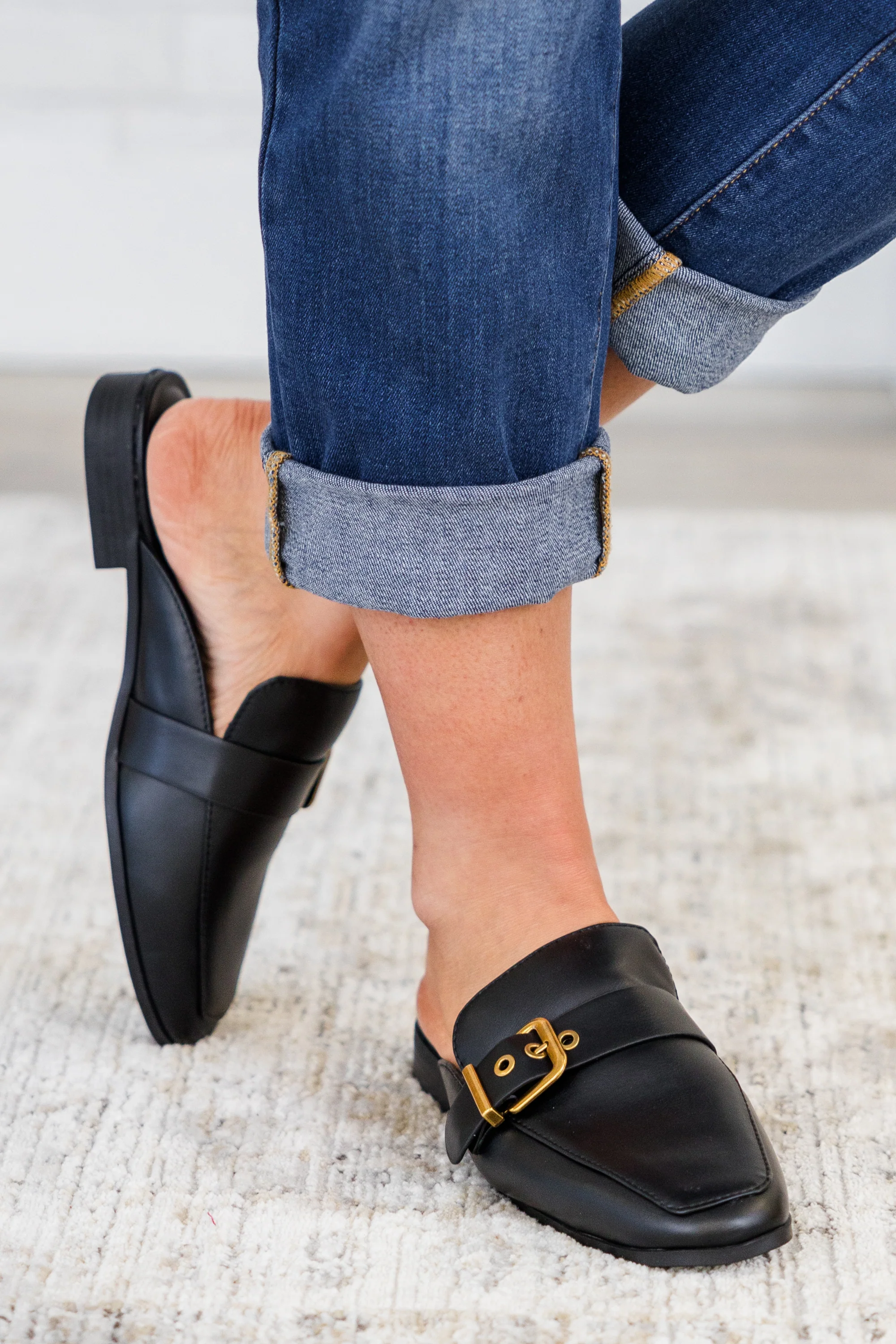 Glamour In Motion Mules, Black - Weilaico