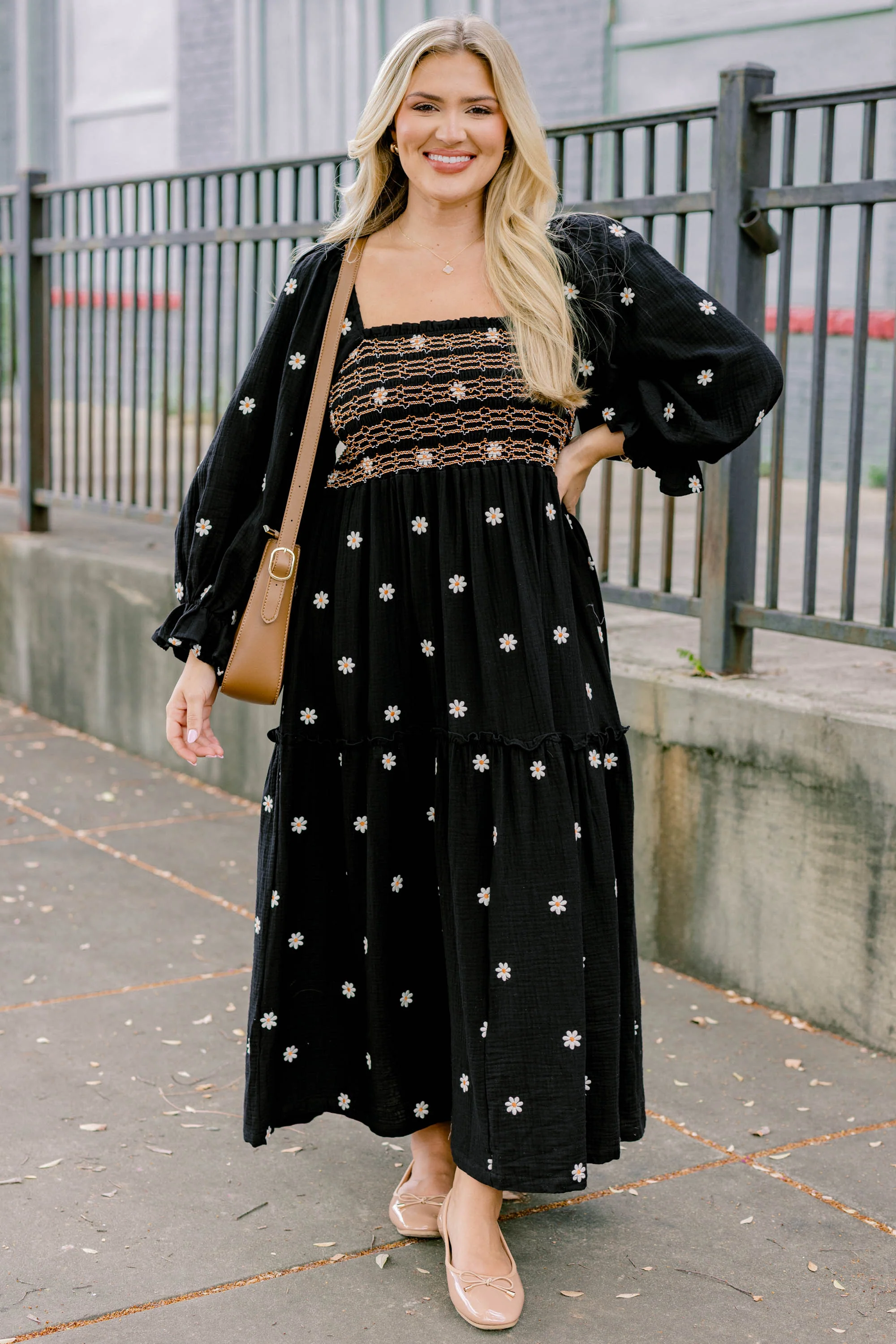 Wildflower Wonder Dress, Black - Weilaico