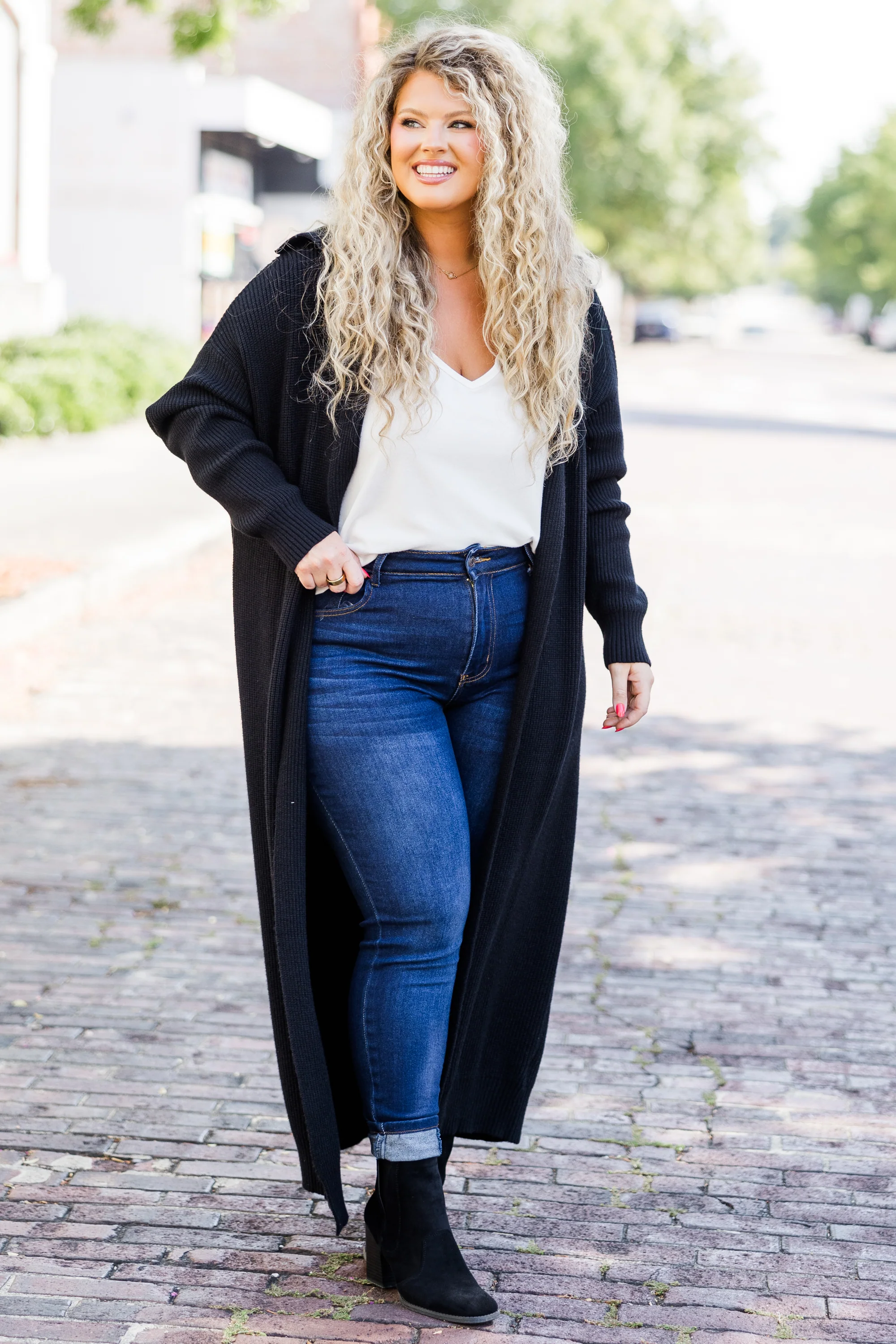 Maple Leaf Cardigan, Black - Weilaico