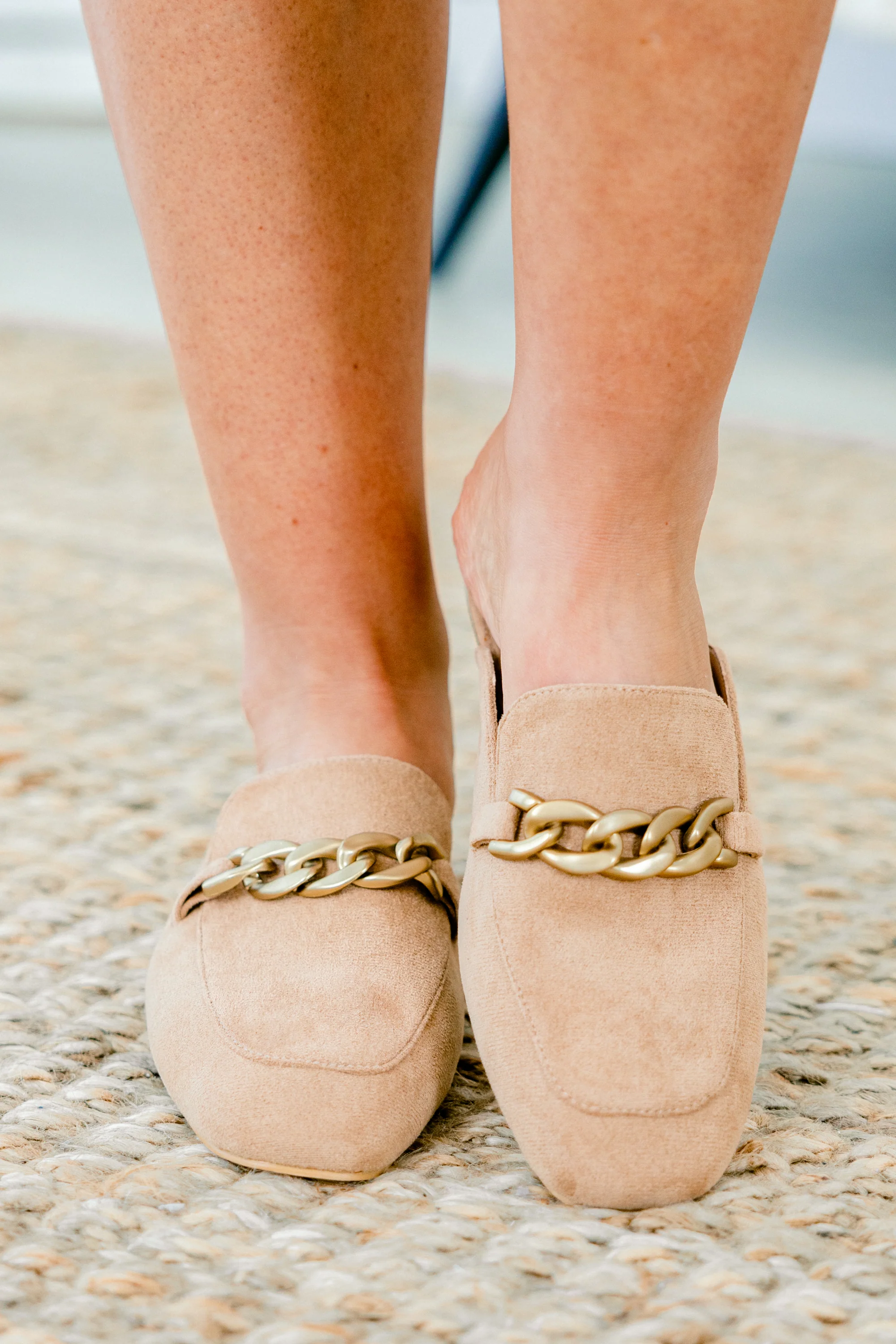 Corky's: Be Right Here Mules, Camel - Weilaico