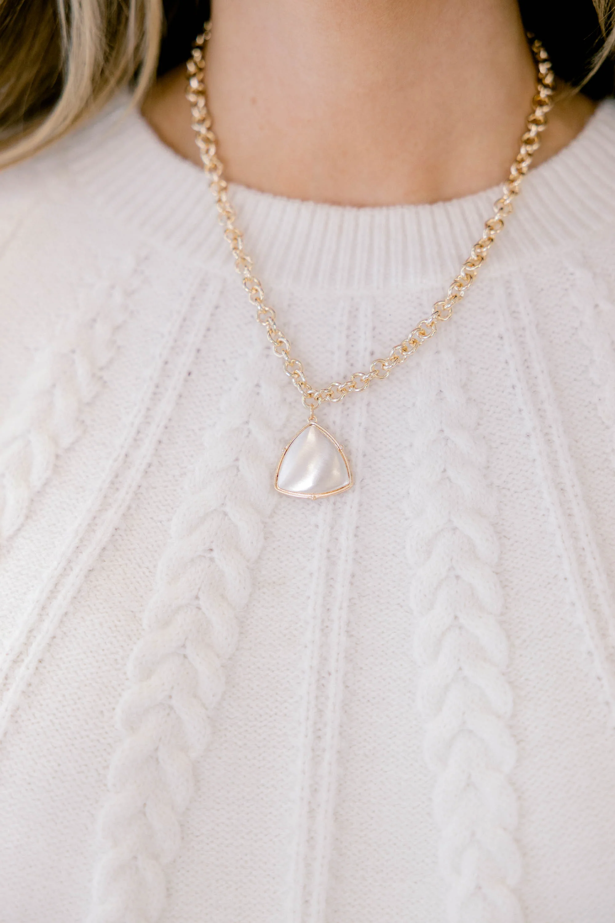 Girl Of Your Dreams Necklace, Pearl - Weilaico