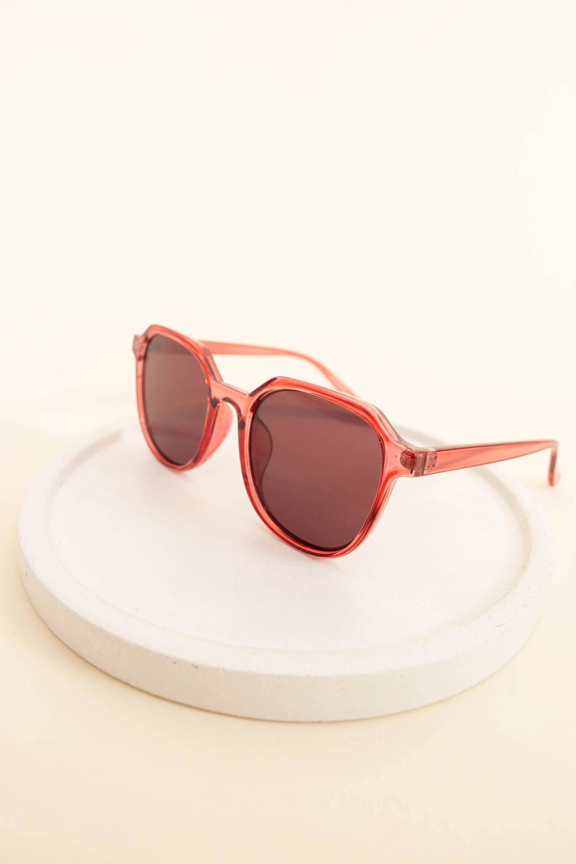 My Love Is Somewhere Else Sunglasses, Pink - Weilaico