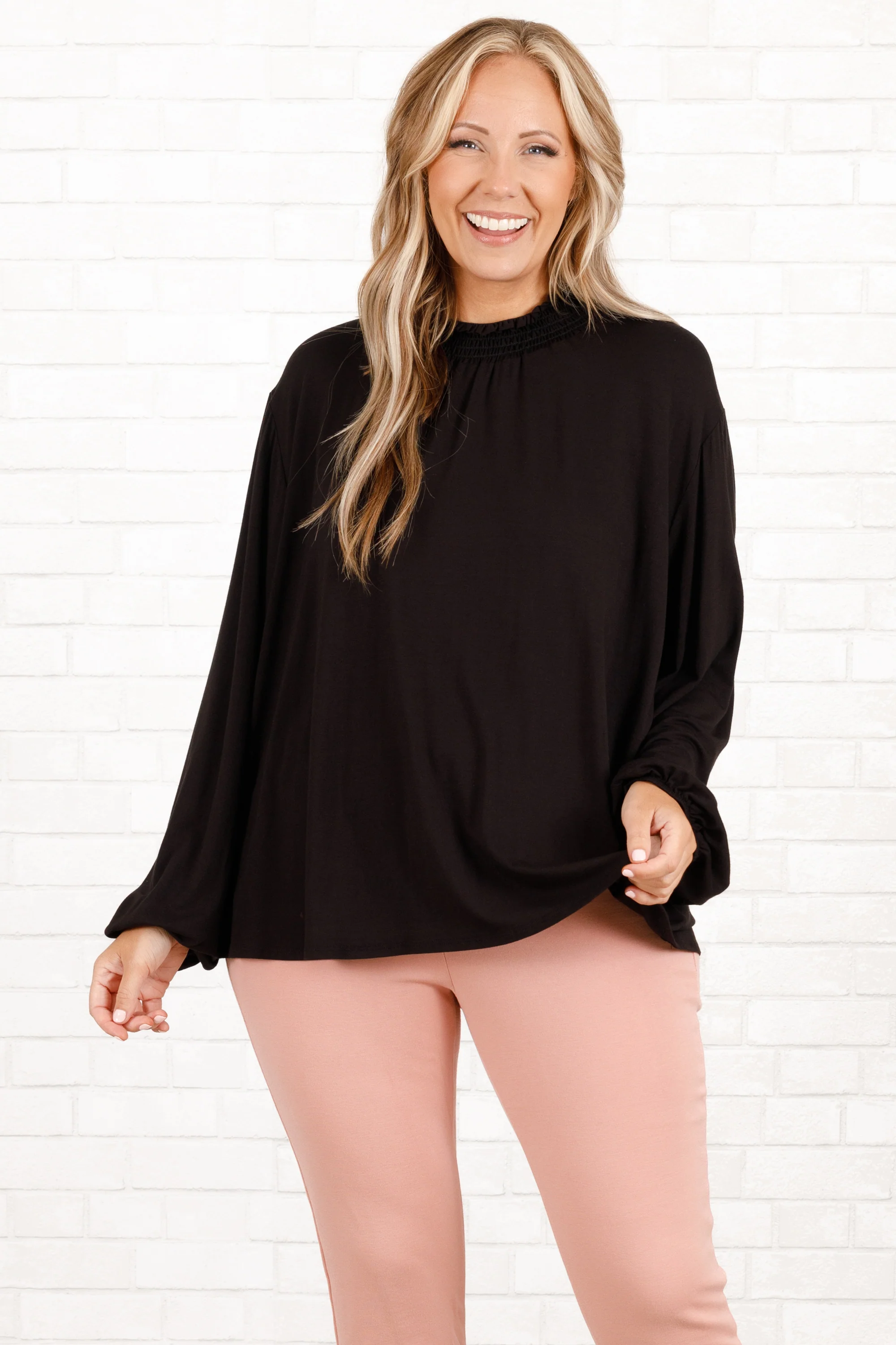 She Don't Like The Lights Top, Black - Weilaico