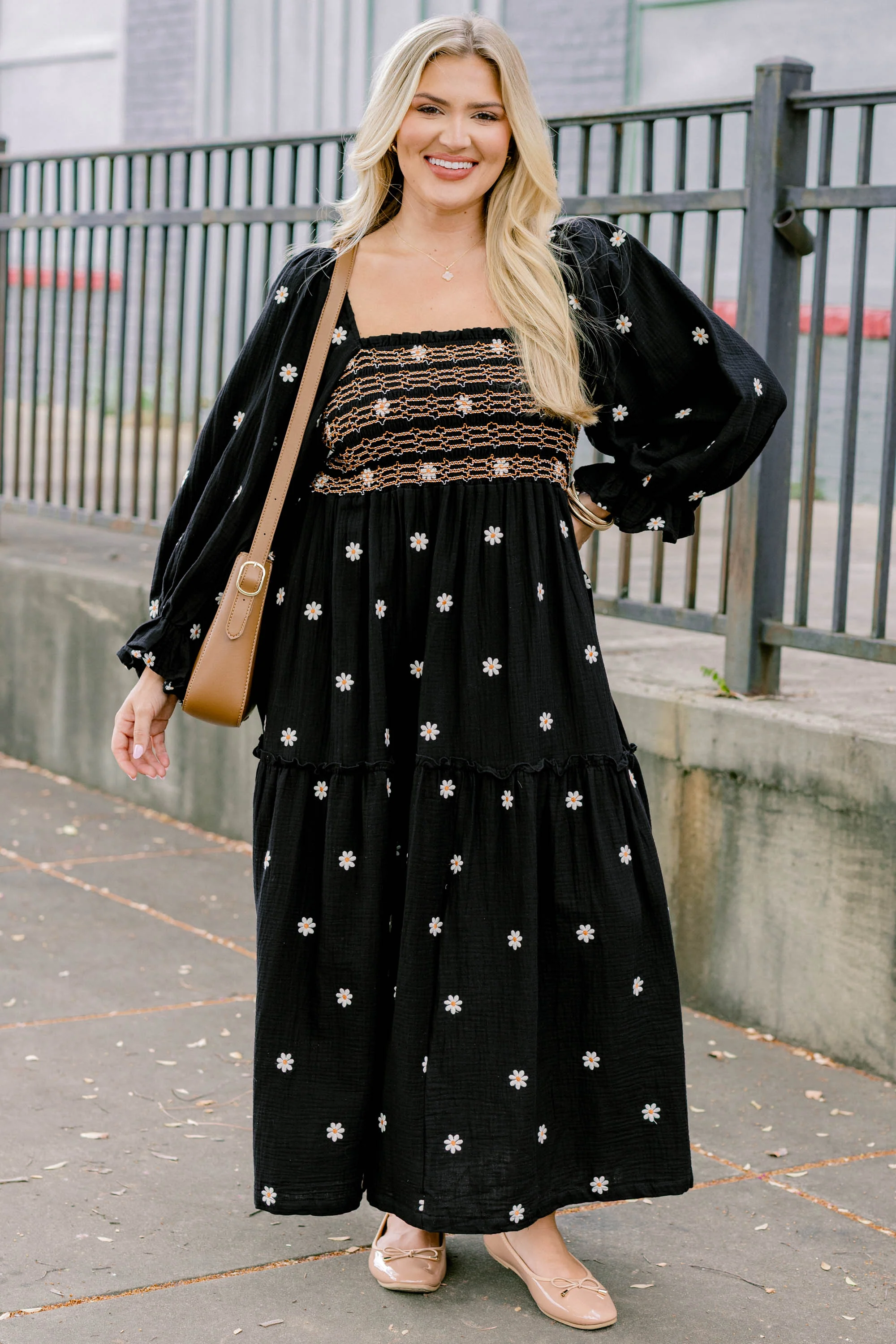 Wildflower Wonder Dress, Black - Weilaico