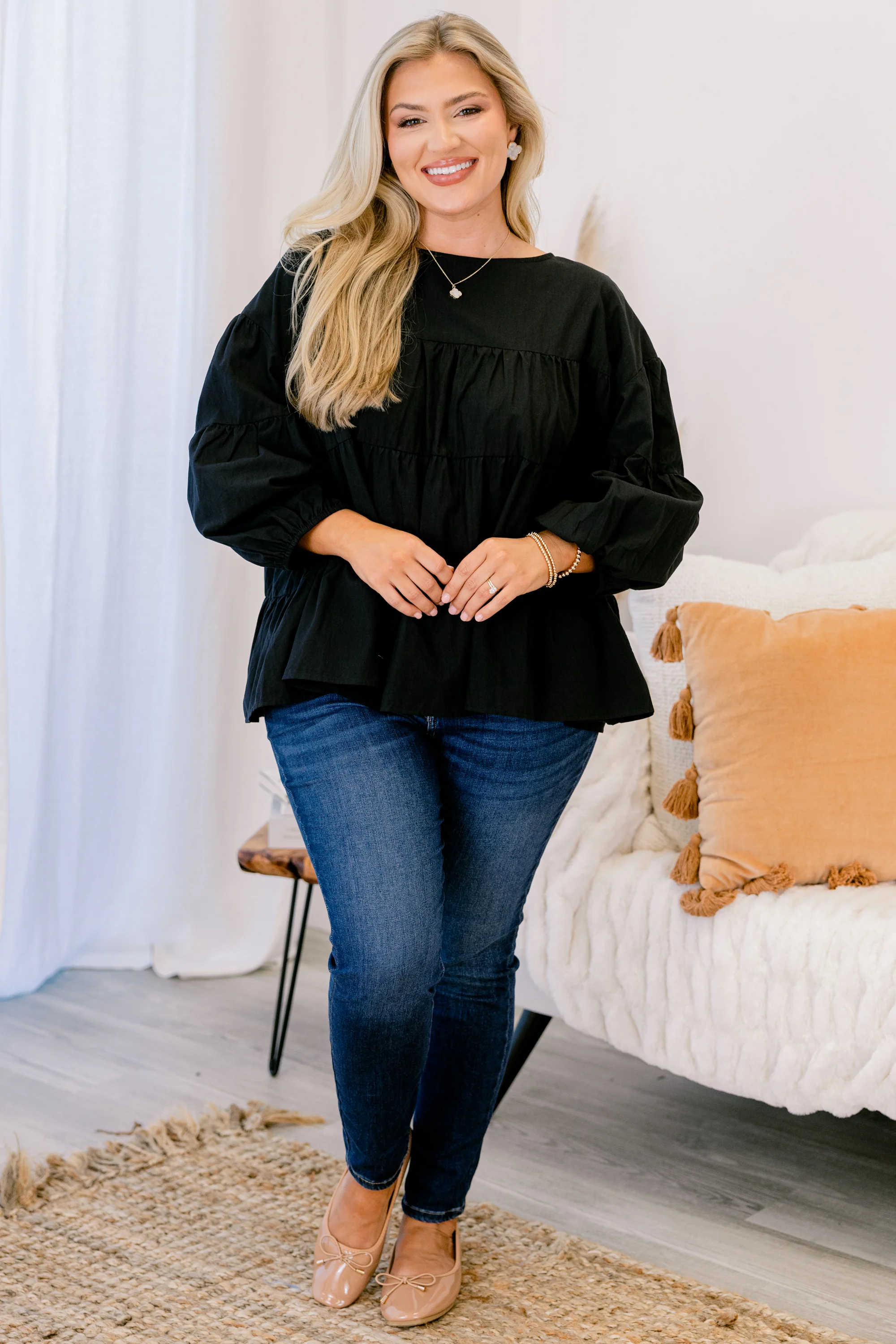 You Look So Perfect Top, Black - Weilaico