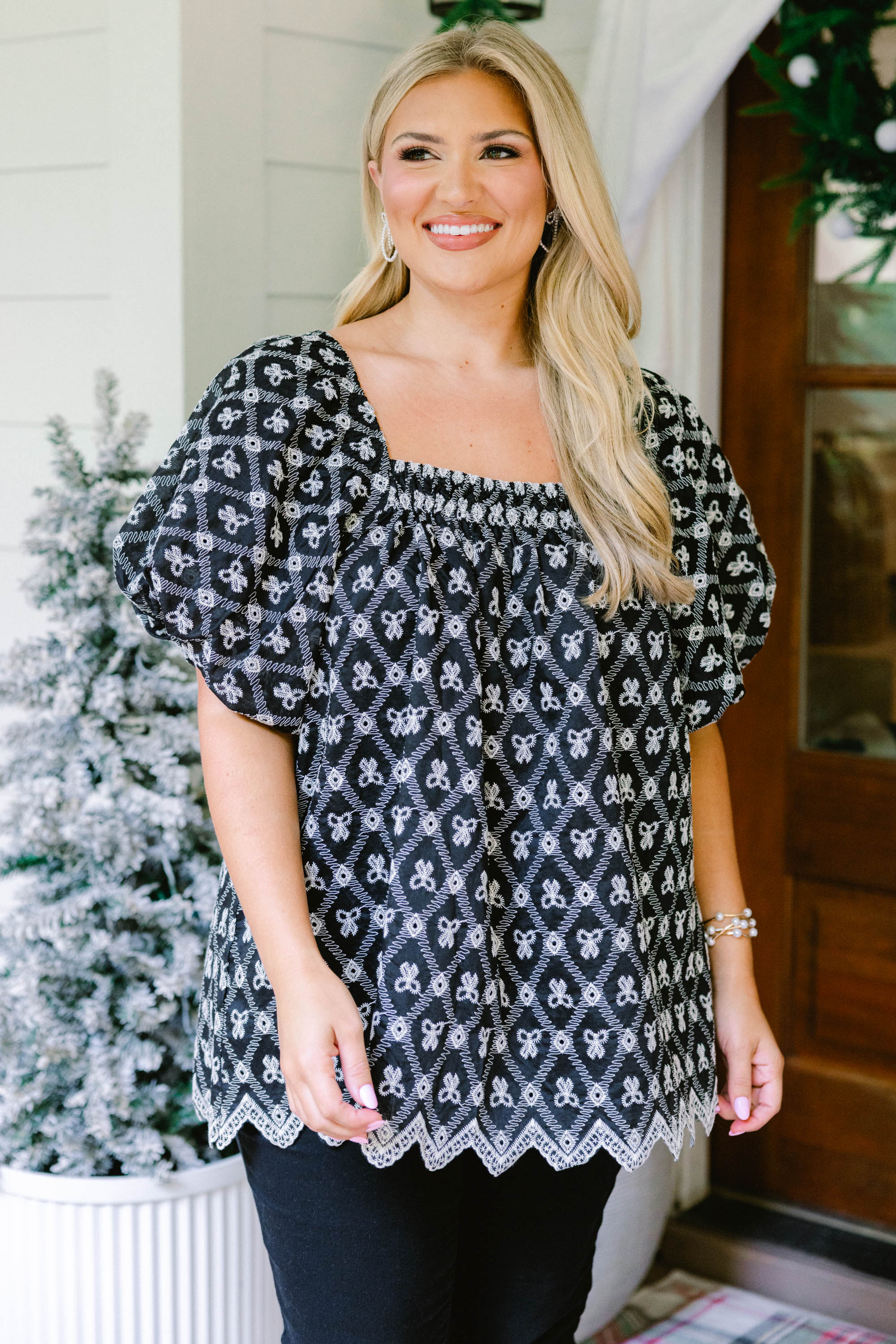 Cozy Love Top, Black Lace Bow - Weilaico