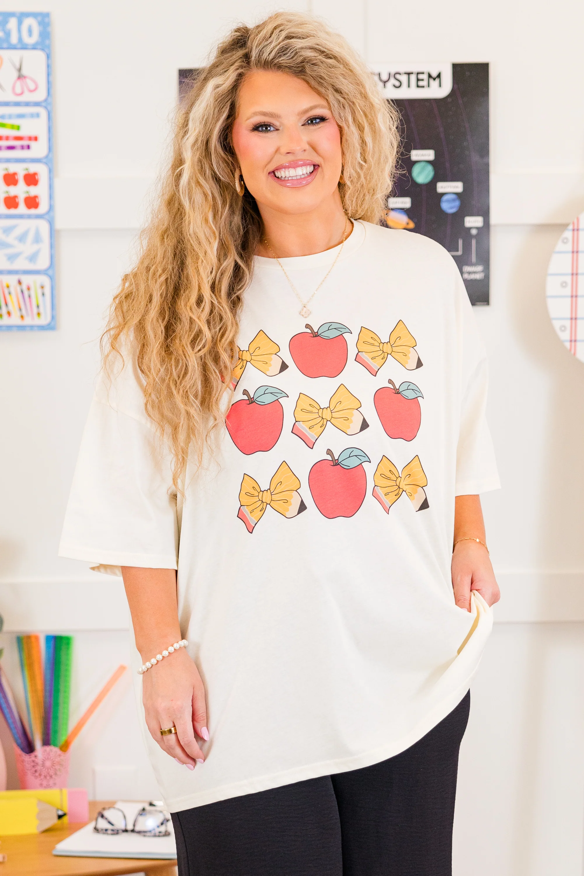 Teacher Essentials Boyfriend Tee, Ivory - Weilaico