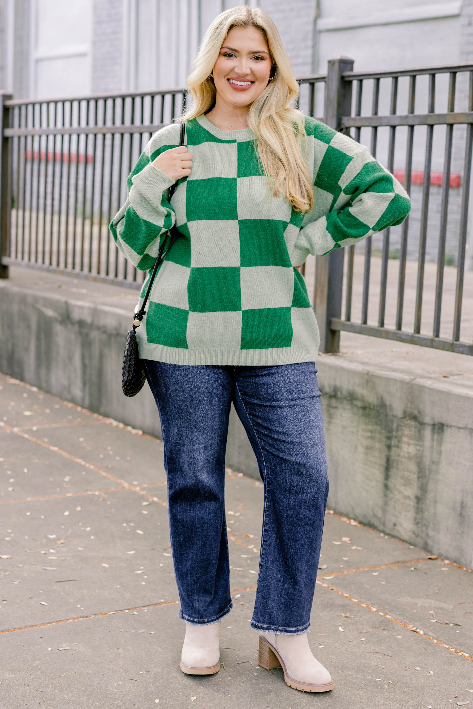 Not Into Games Sweater, Green - Weilaico