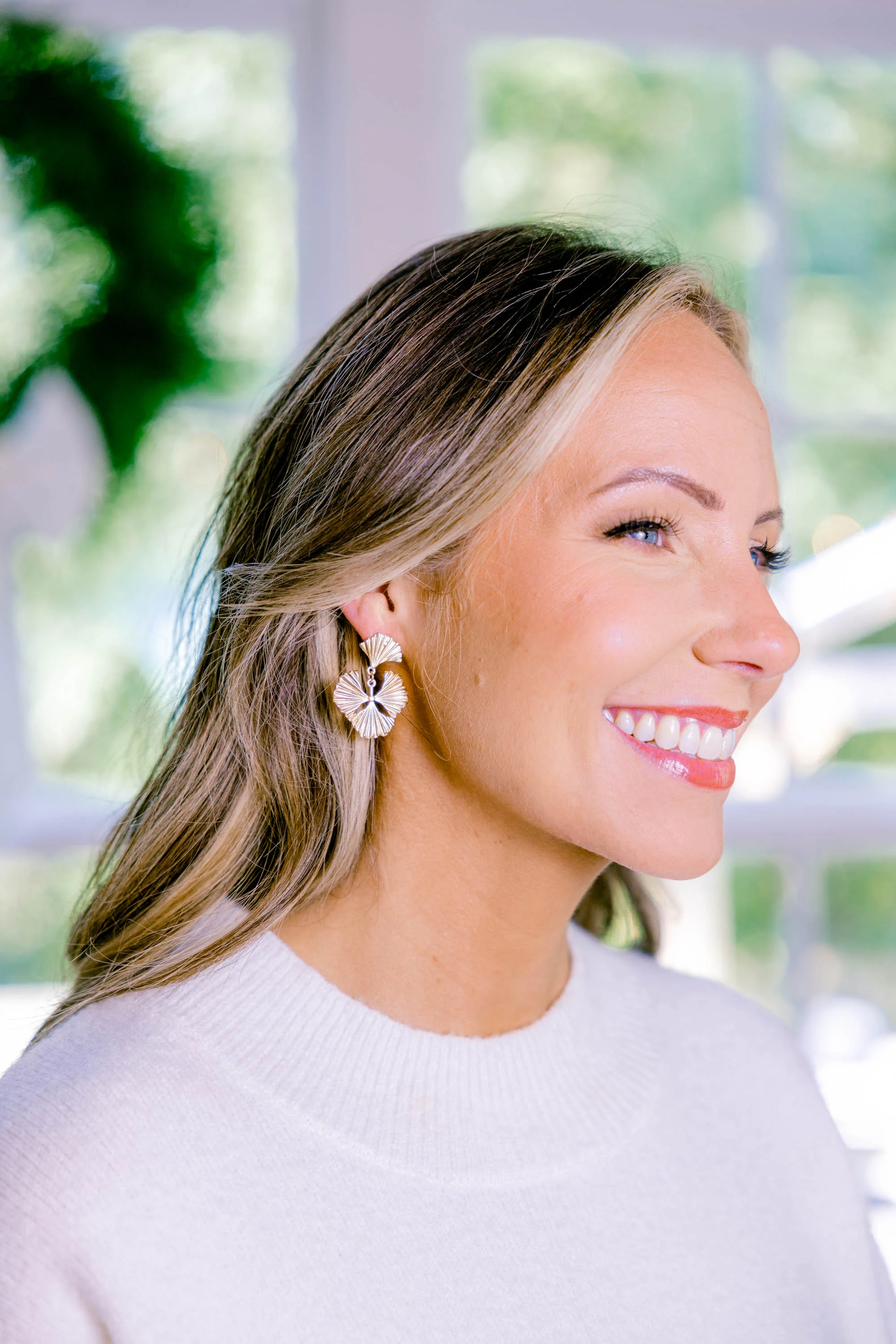 Believe The Magic Earrings, Gold - Weilaico