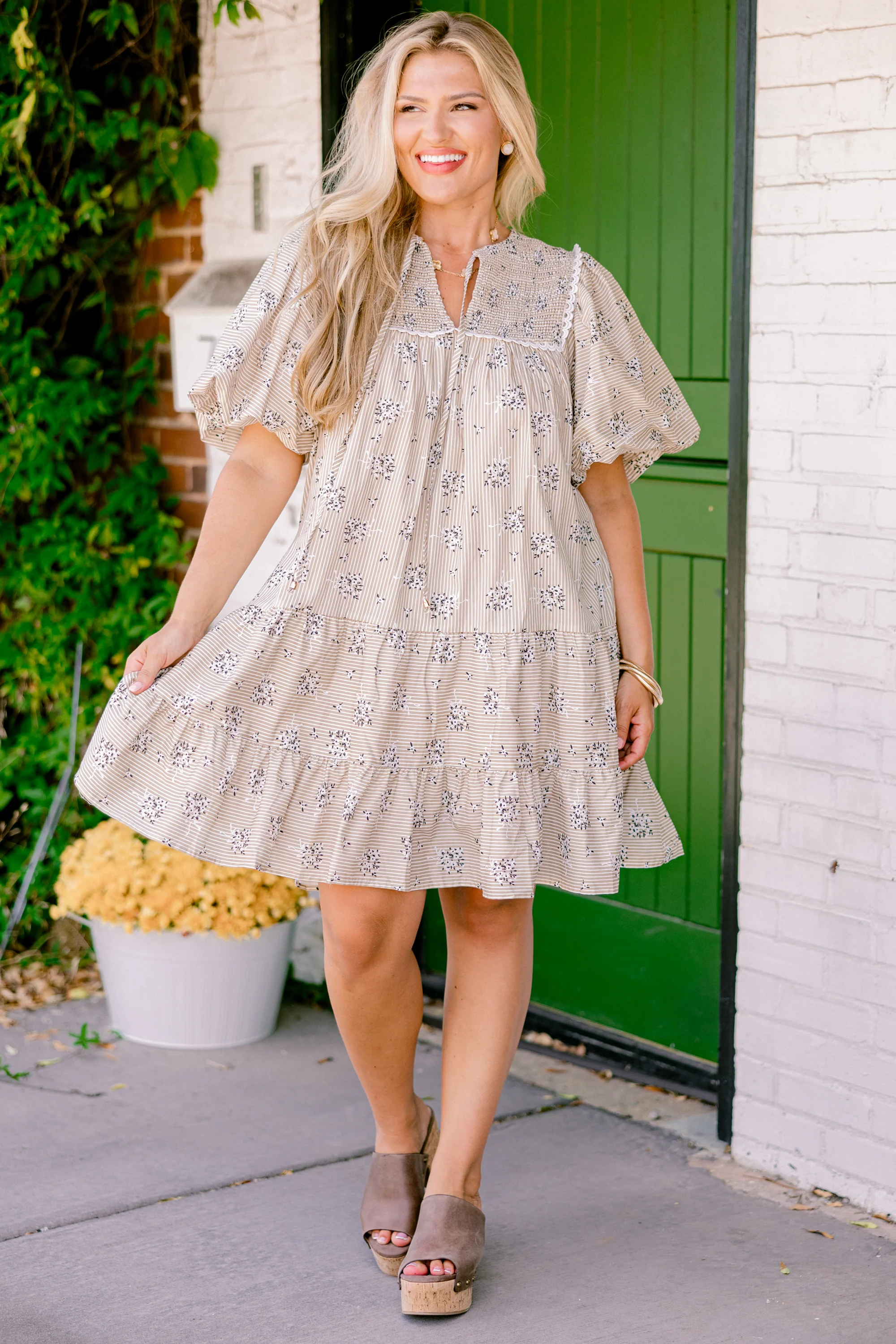 Something Good Dress, Beige - Weilaico