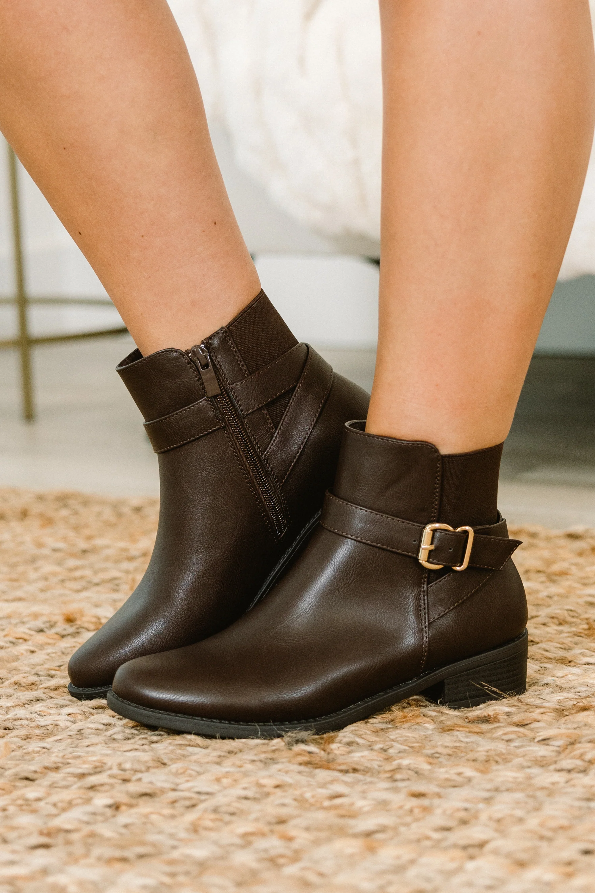 Stride In Style Booties, Brown - Weilaico
